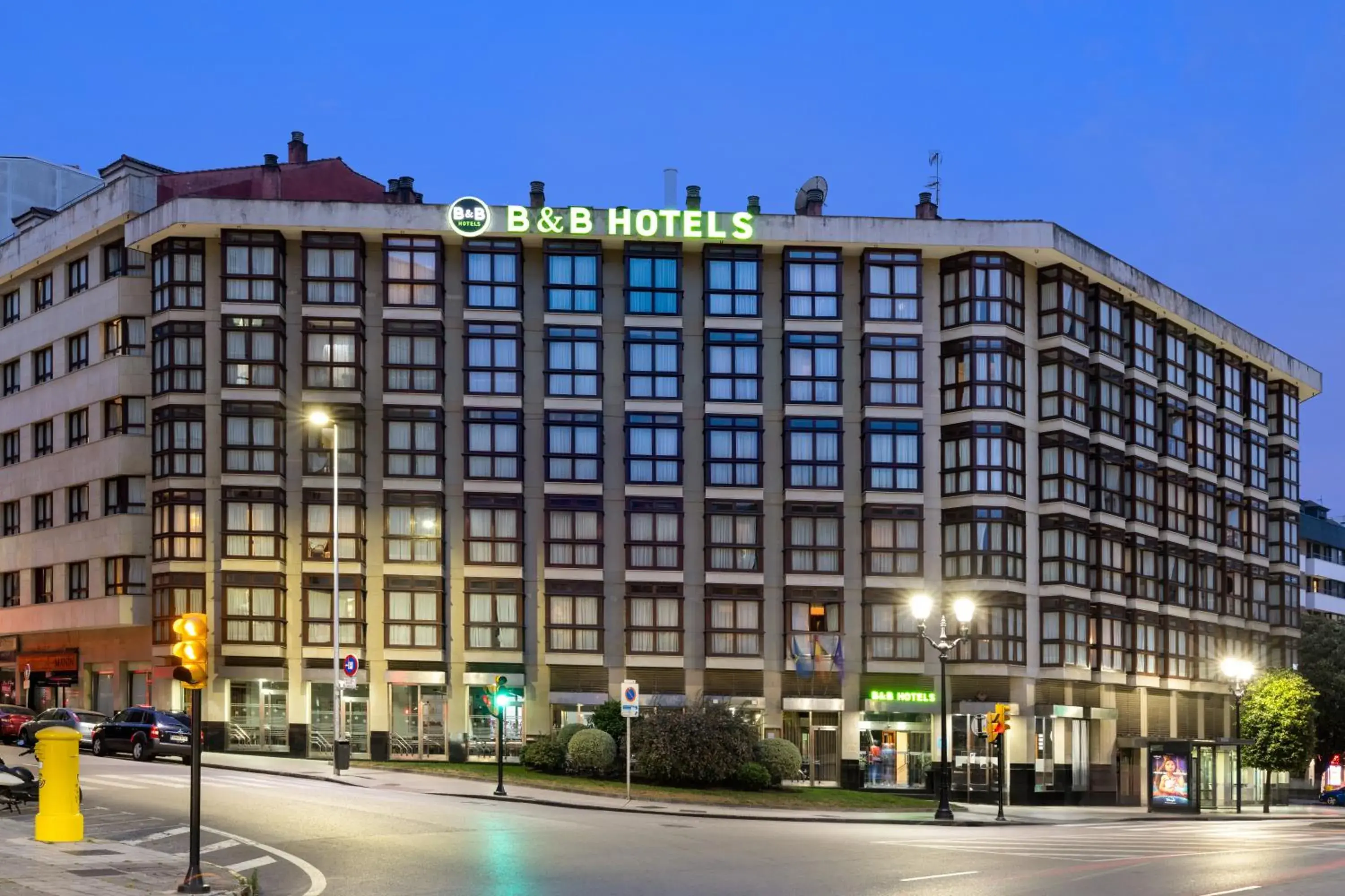 Property building in B&B HOTEL Gijón Centro Begoña Property building in B&B HOTEL Gijón Centro Begoña