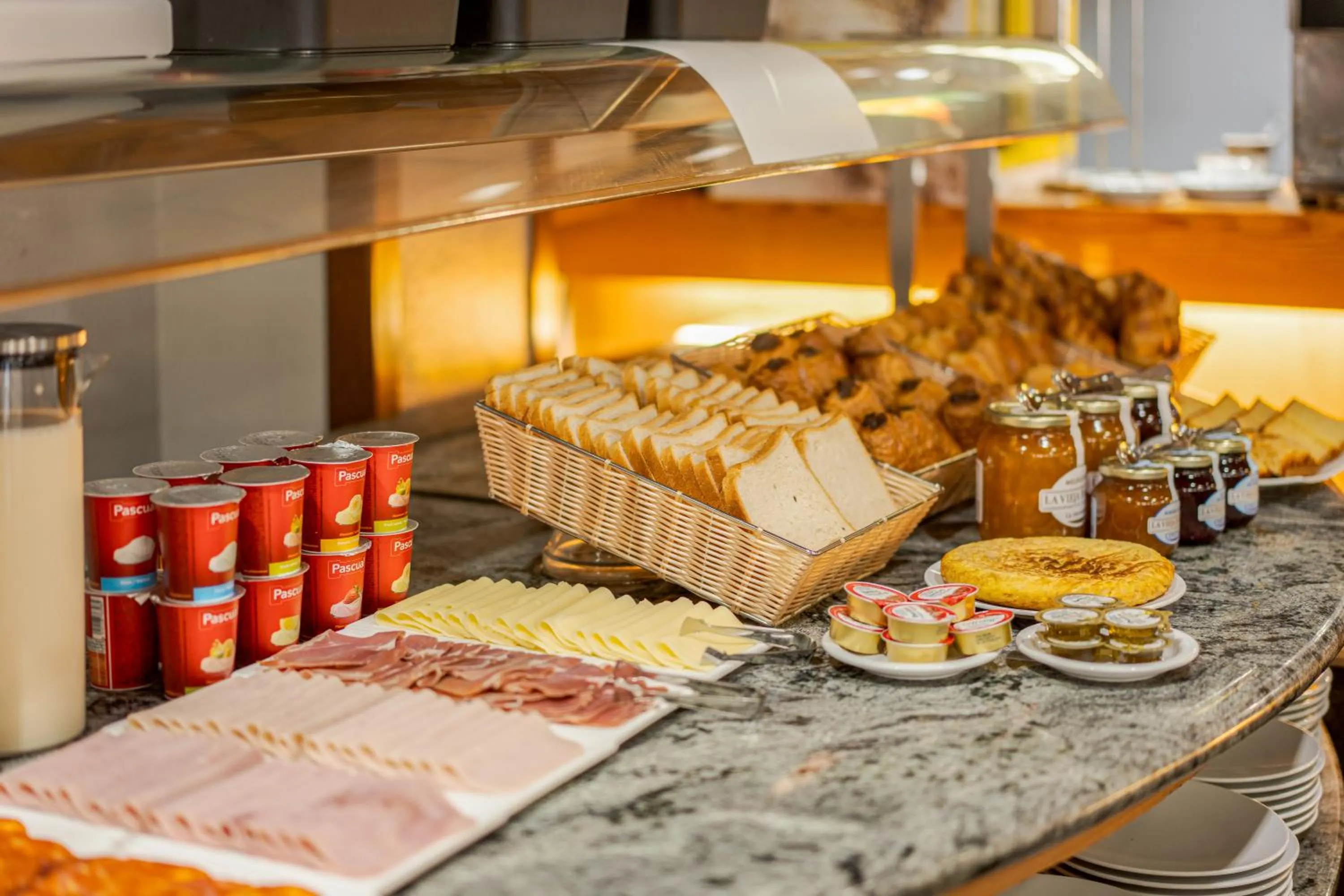 B&B HOTEL Gijón Centro Begoña