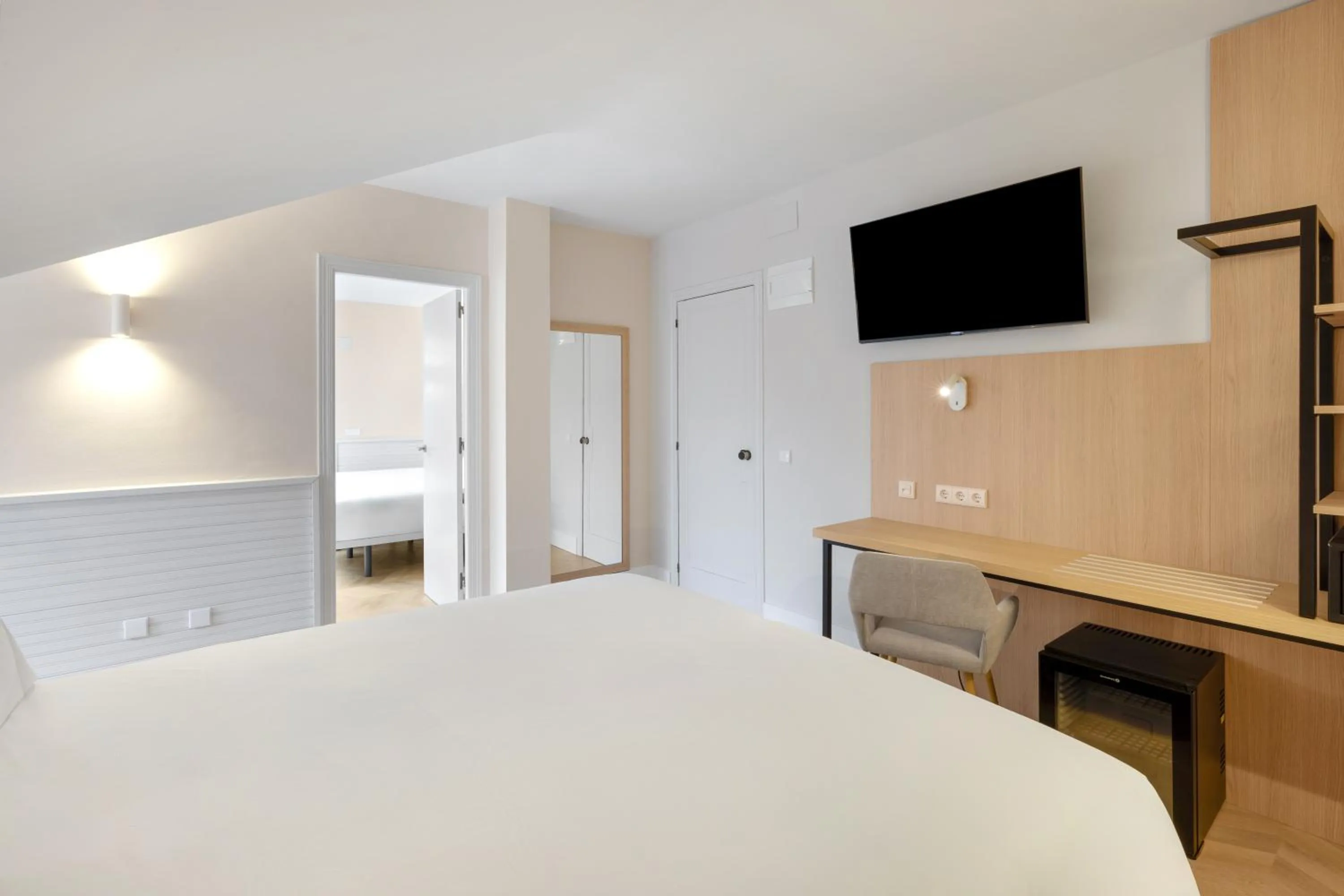 Bed in B&B HOTEL Gijón Centro Begoña