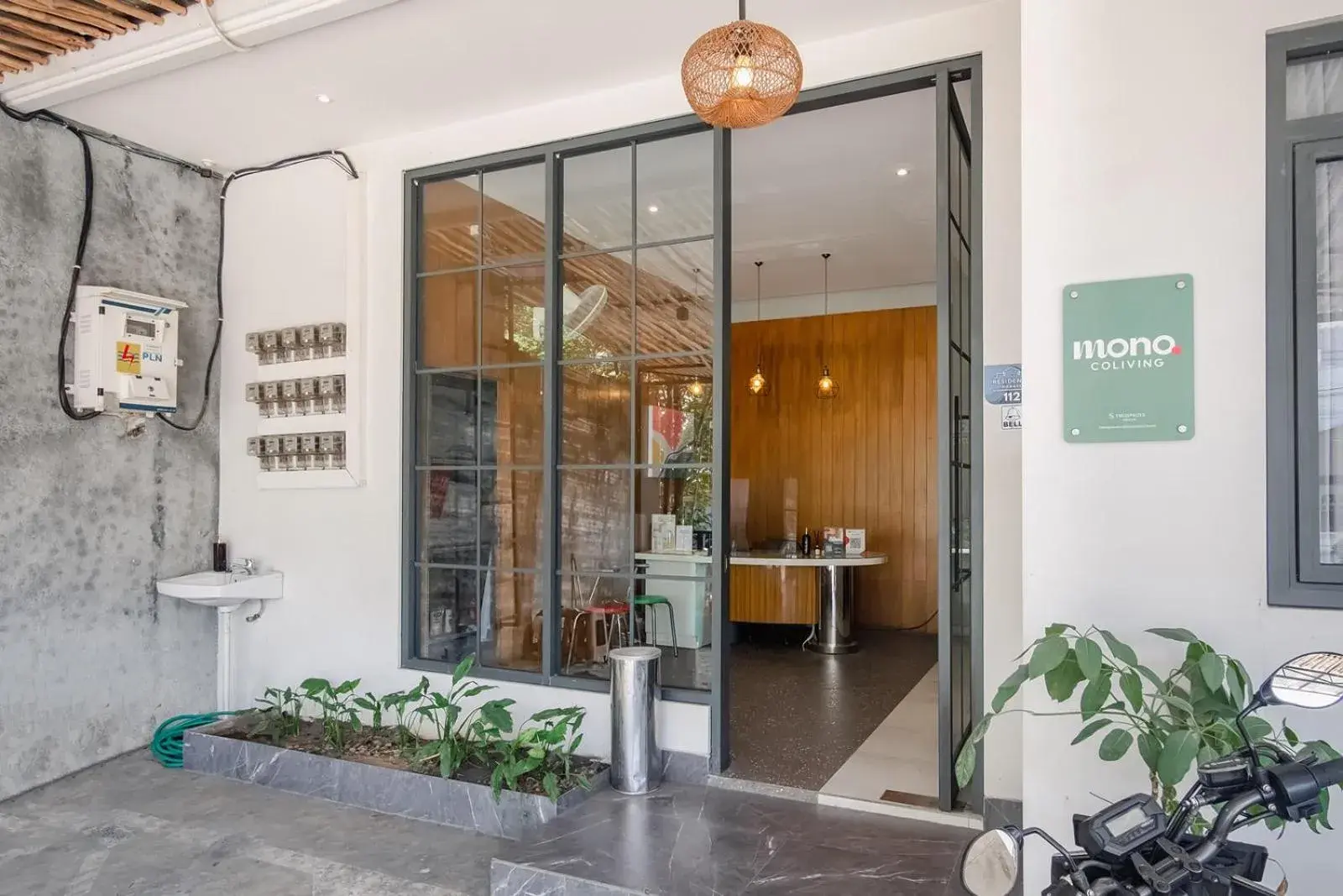 Lobby or reception in Mono Coliving Ngagel, Surabaya Lobby or reception in Mono Coliving Ngagel, Surabaya