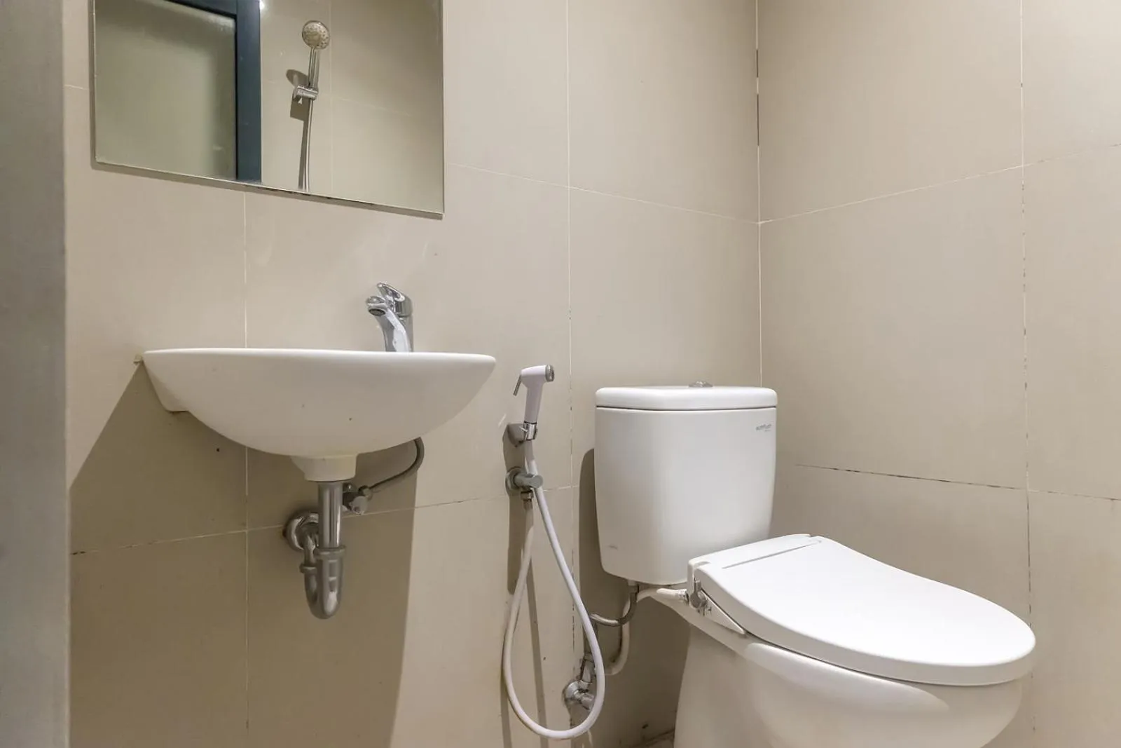 Bathroom in Mono Coliving Ngagel, Surabaya