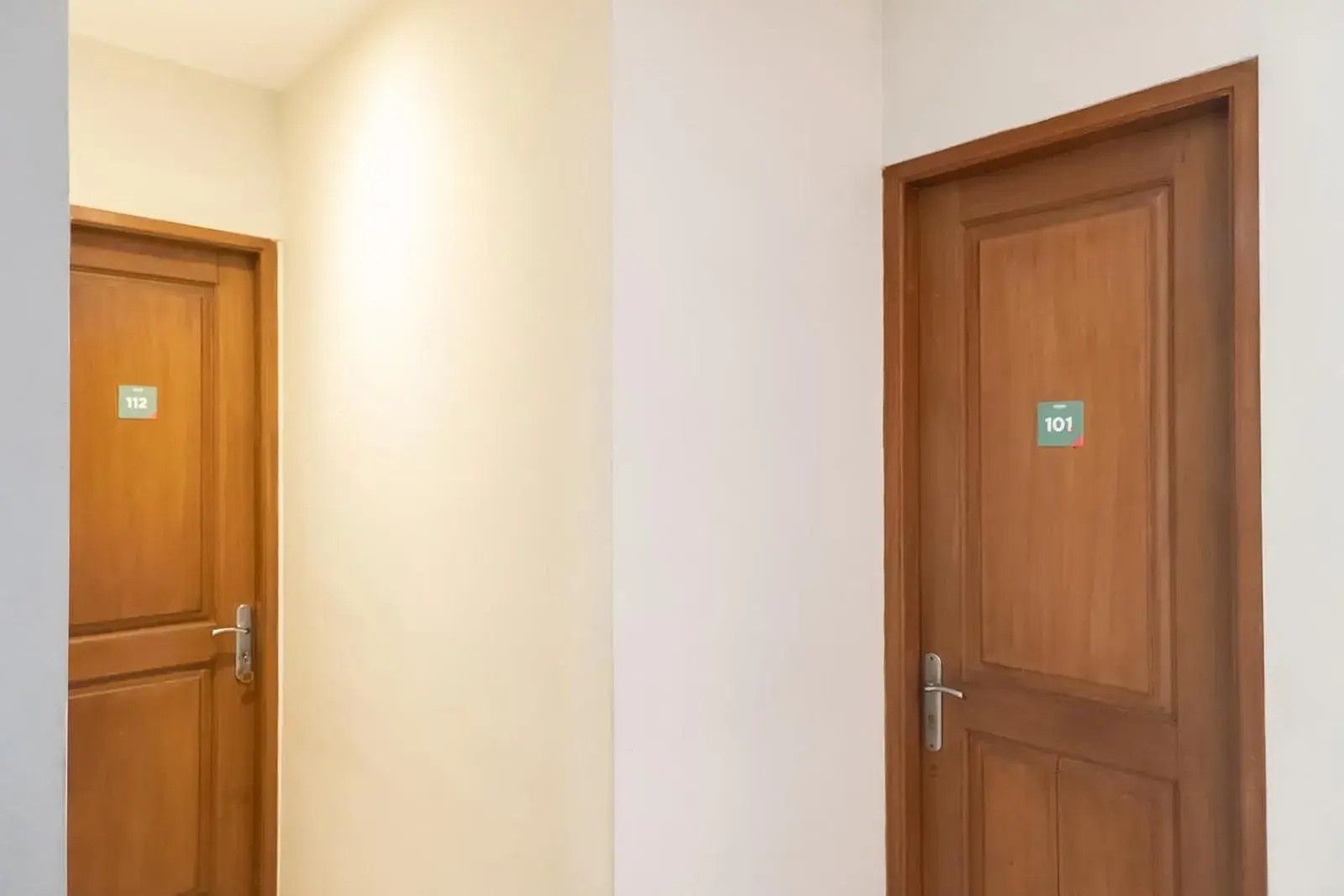 Street view in Mono Coliving Ngagel, Surabaya Street view in Mono Coliving Ngagel, Surabaya