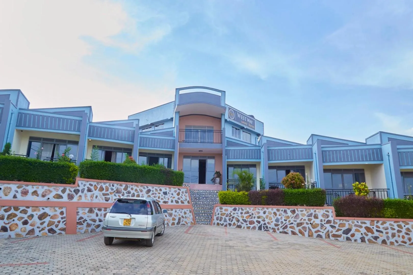 WestWay Luxury Suites