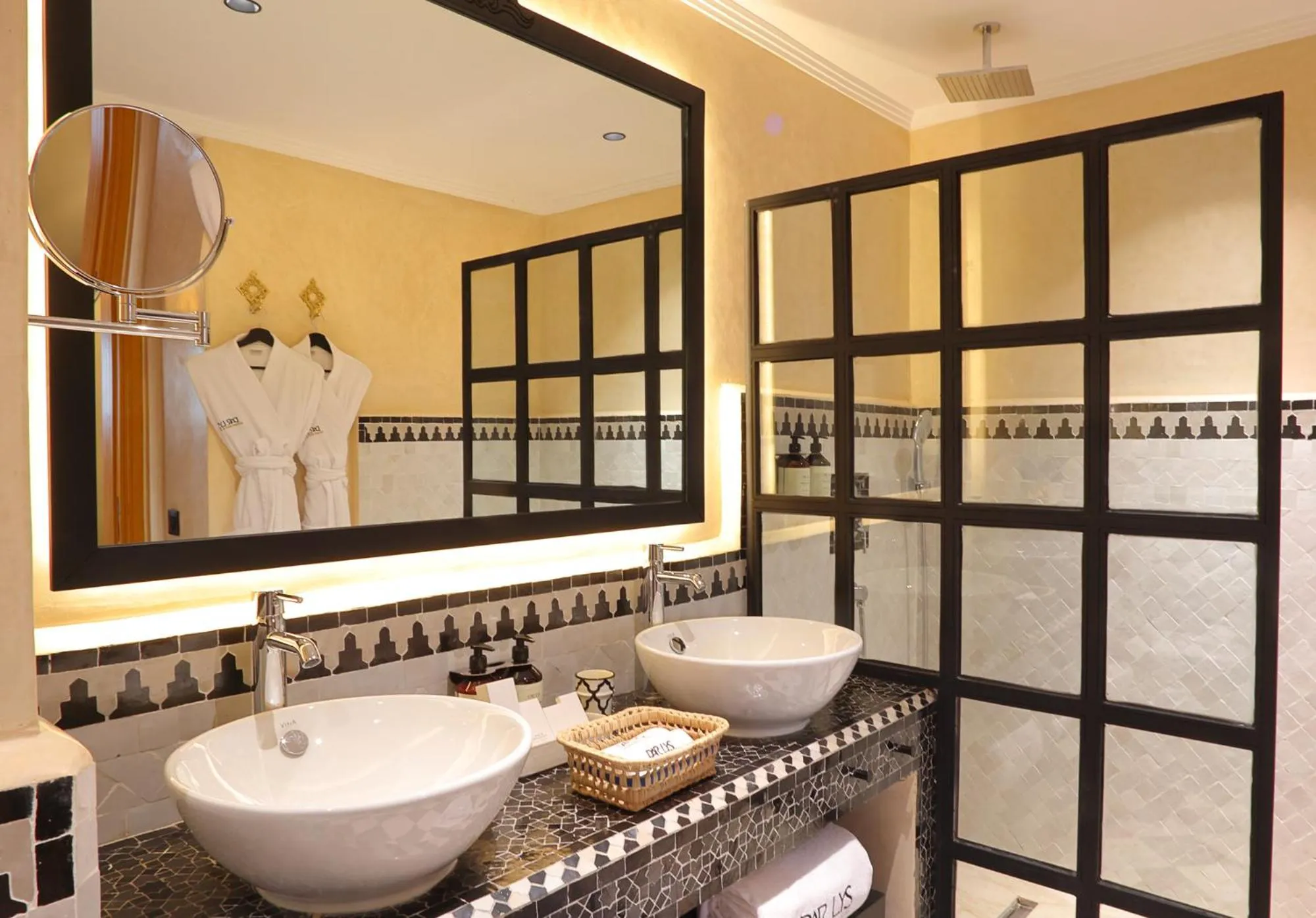 Bathroom in Dar Lys Luxury Riad & Spa