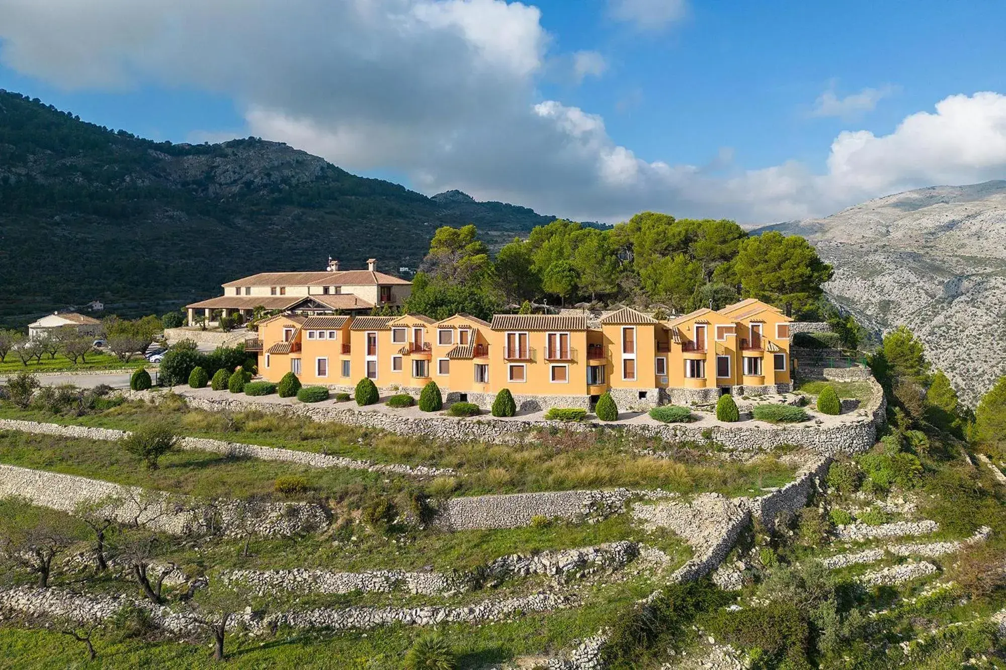 Property building in Hotel Alahuar Property building in Hotel Alahuar