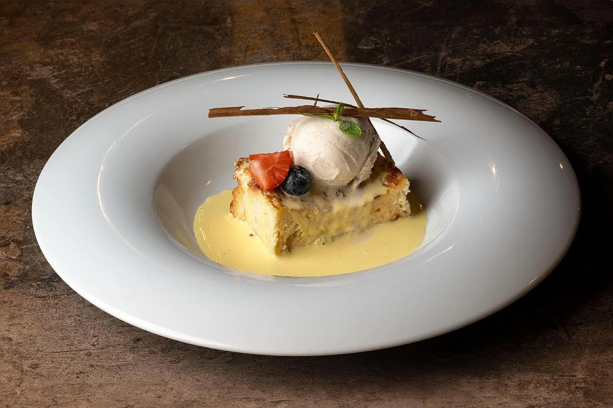 Restaurant/places to eat in Hotel Alahuar