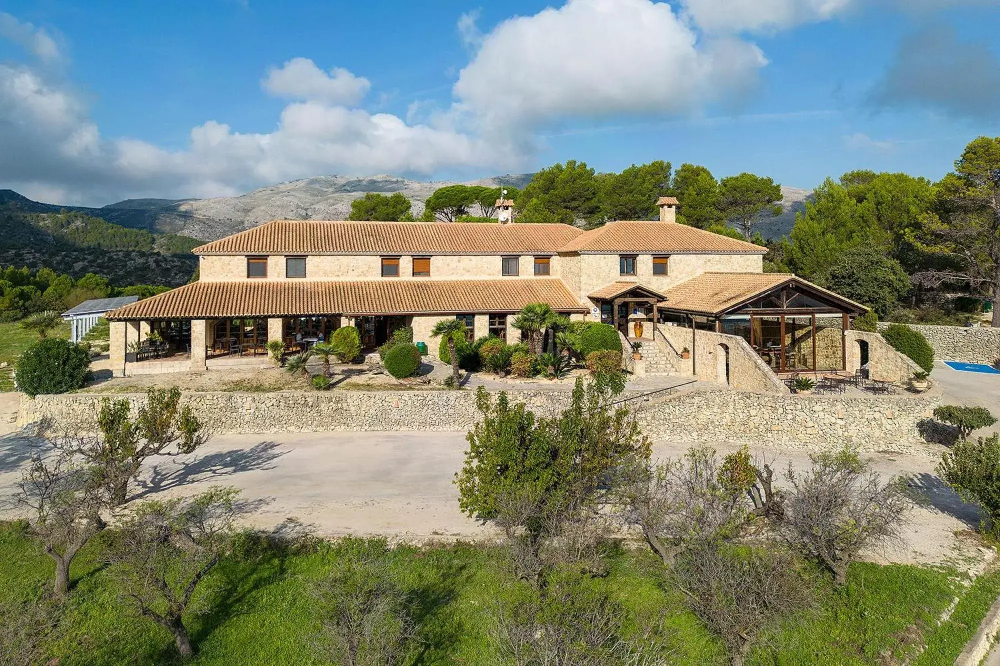 Property building in Hotel Alahuar Property building in Hotel Alahuar