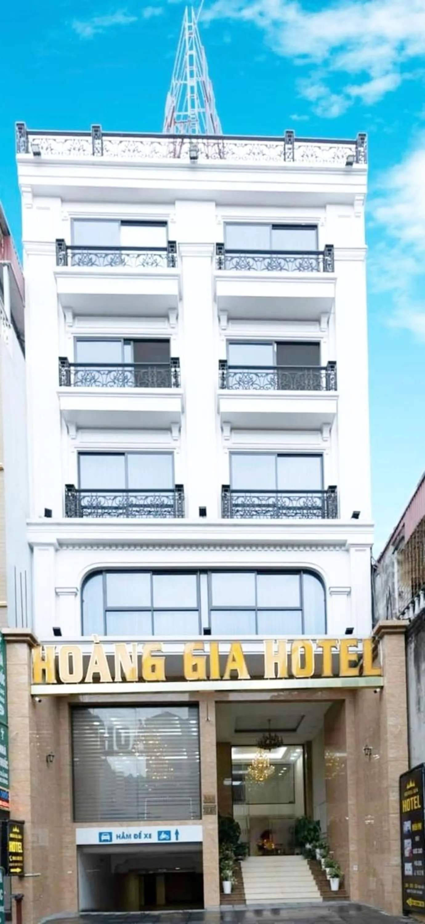 Property building in Hoang Gia Hotel Ha Noi Capital