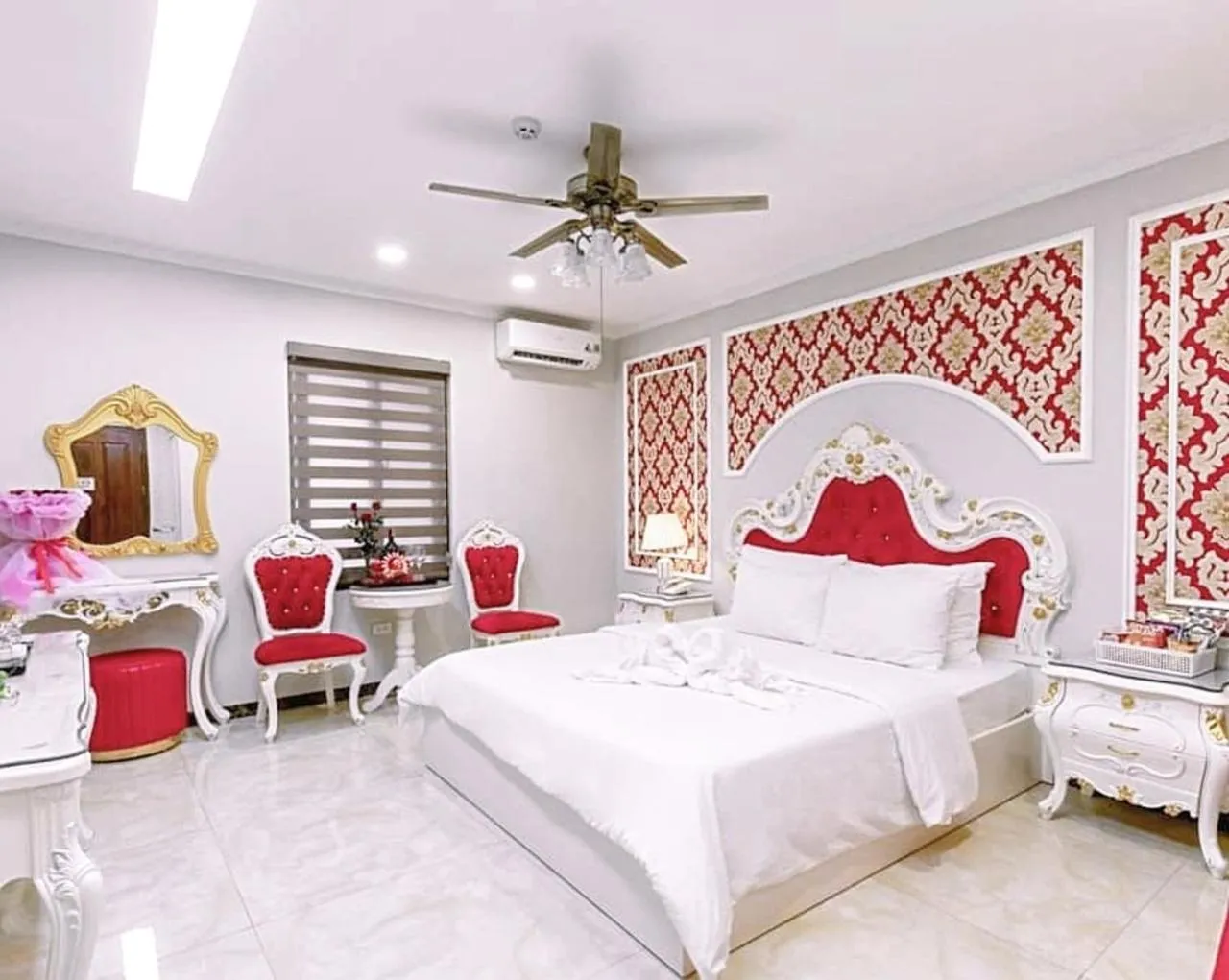 Bed in Hoang Gia Hotel Ha Noi Capital