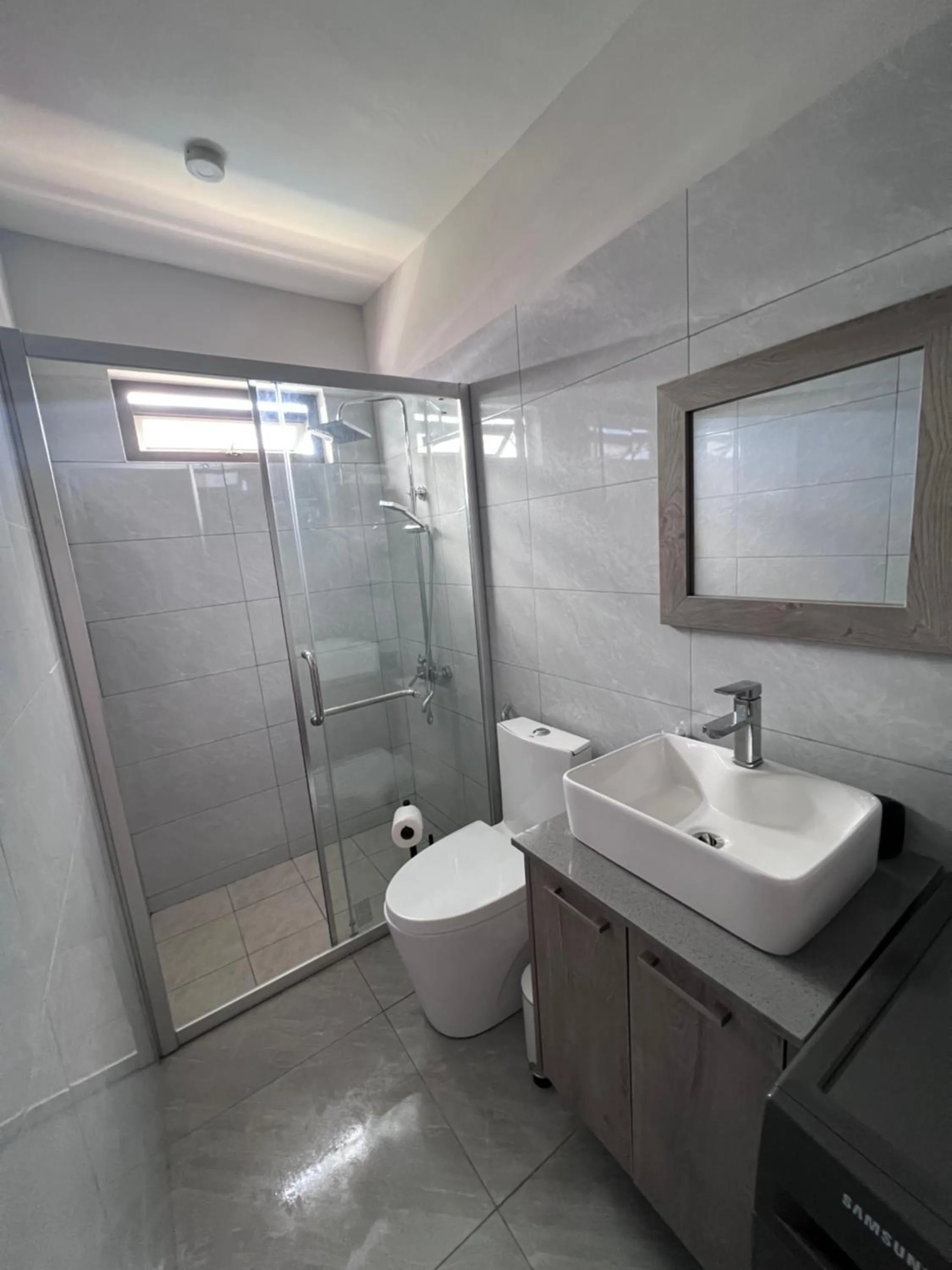 Shower in Top-Floor Modern 3BD Penthouse with Beautiful Mountain View Terrace - 5 min Walk to Beach