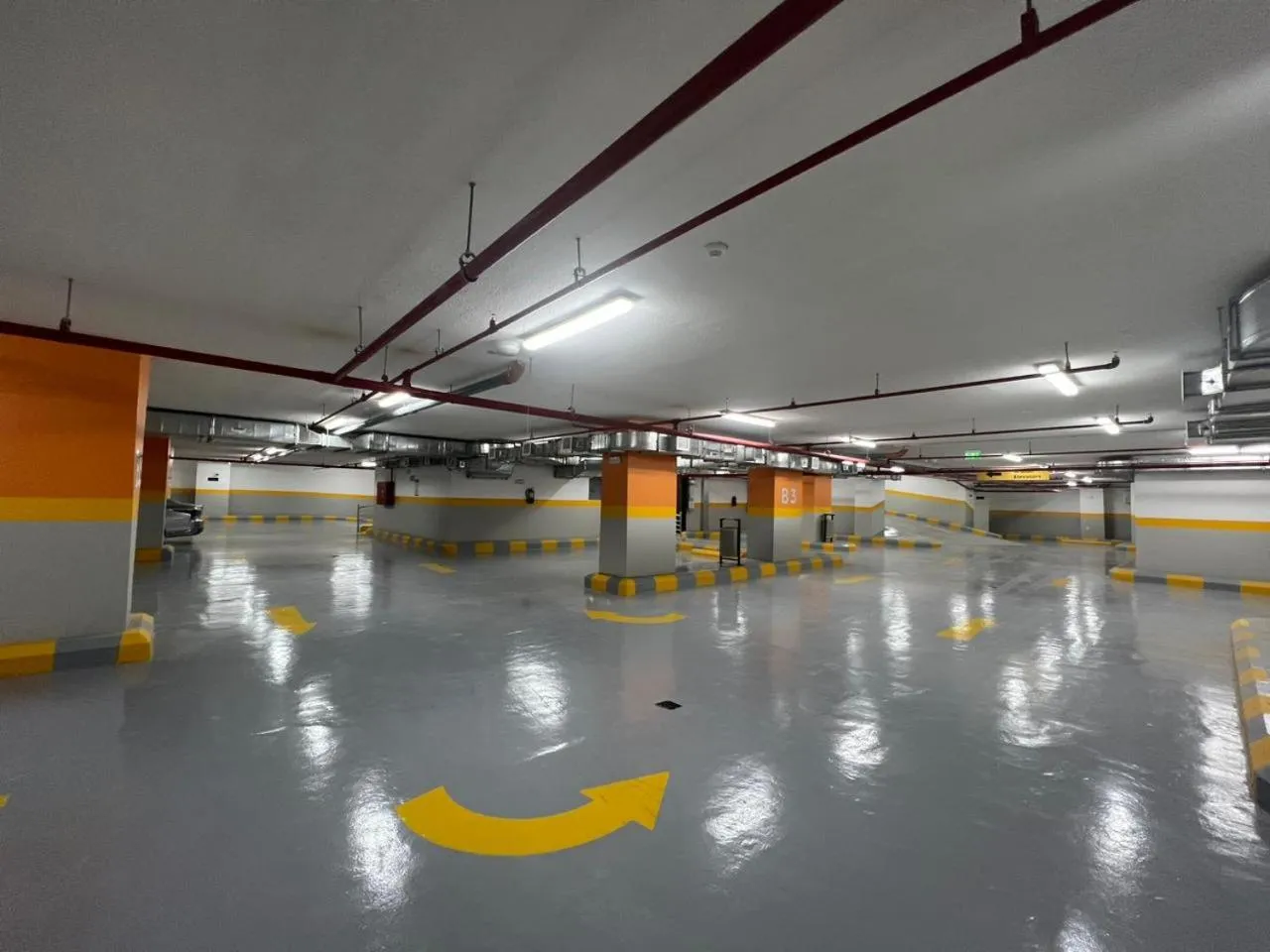 Parking in Zaha Taiba Hotel