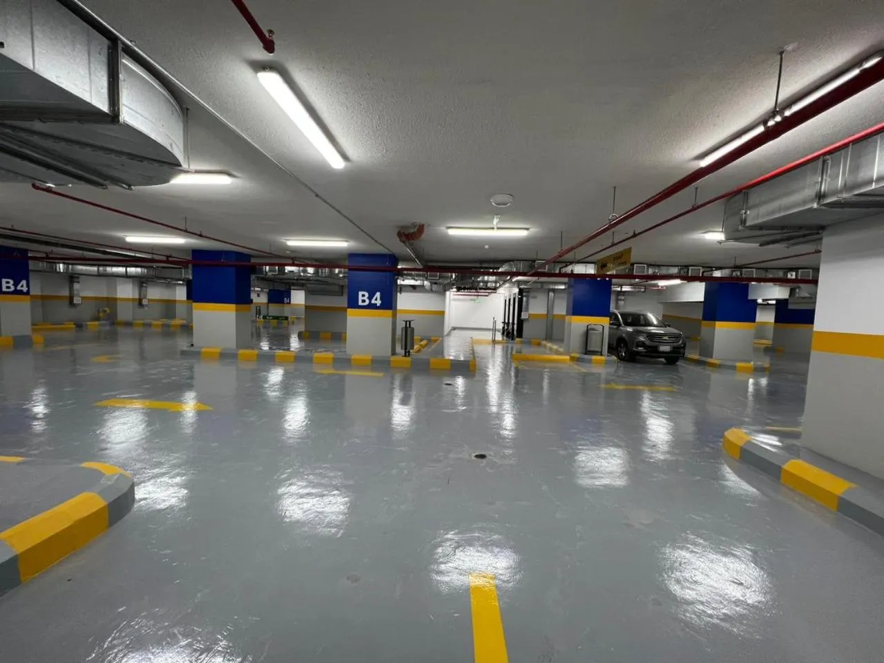 Parking in Zaha Taiba Hotel