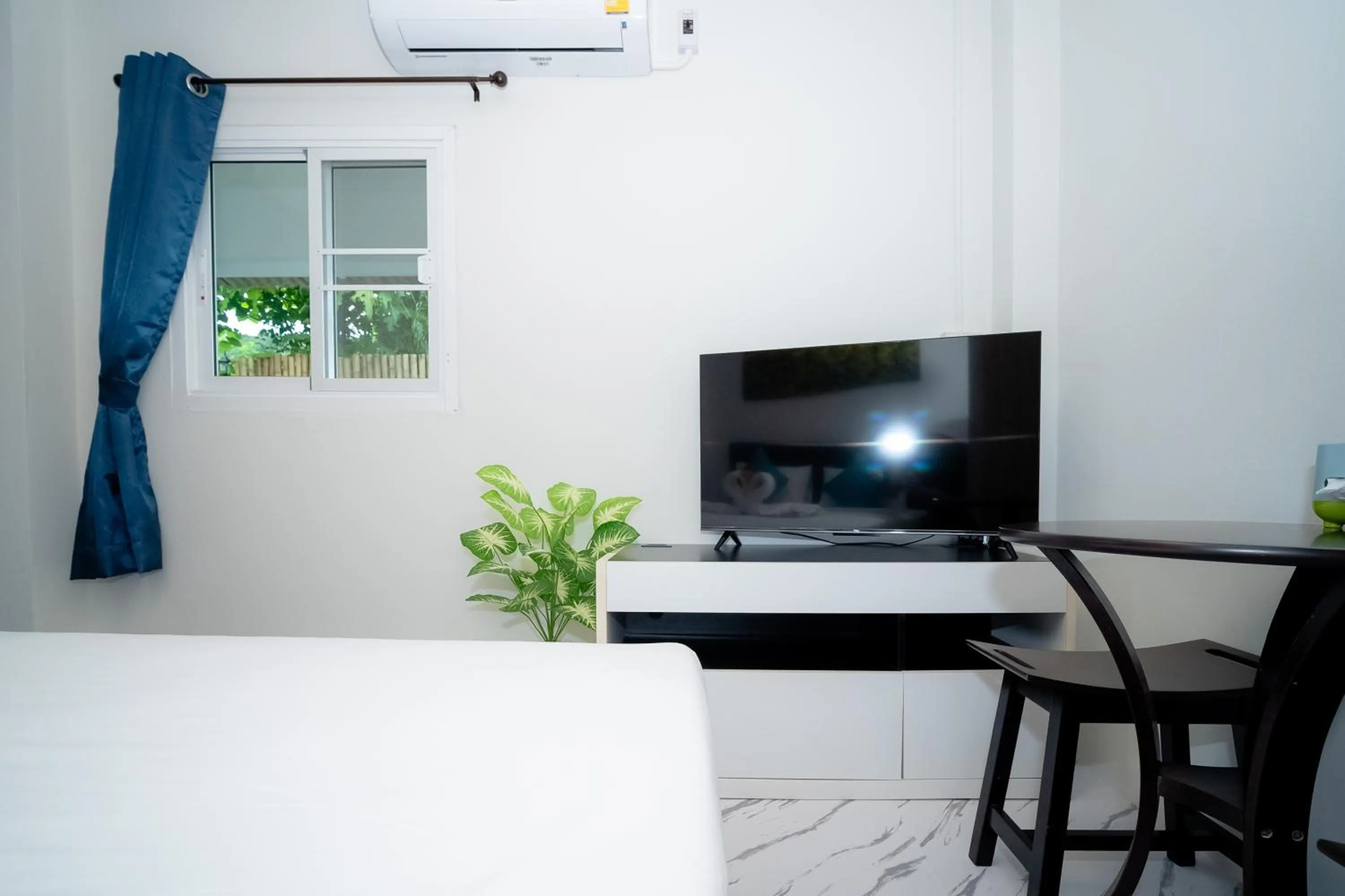 ฺBaan Waru seaview villa