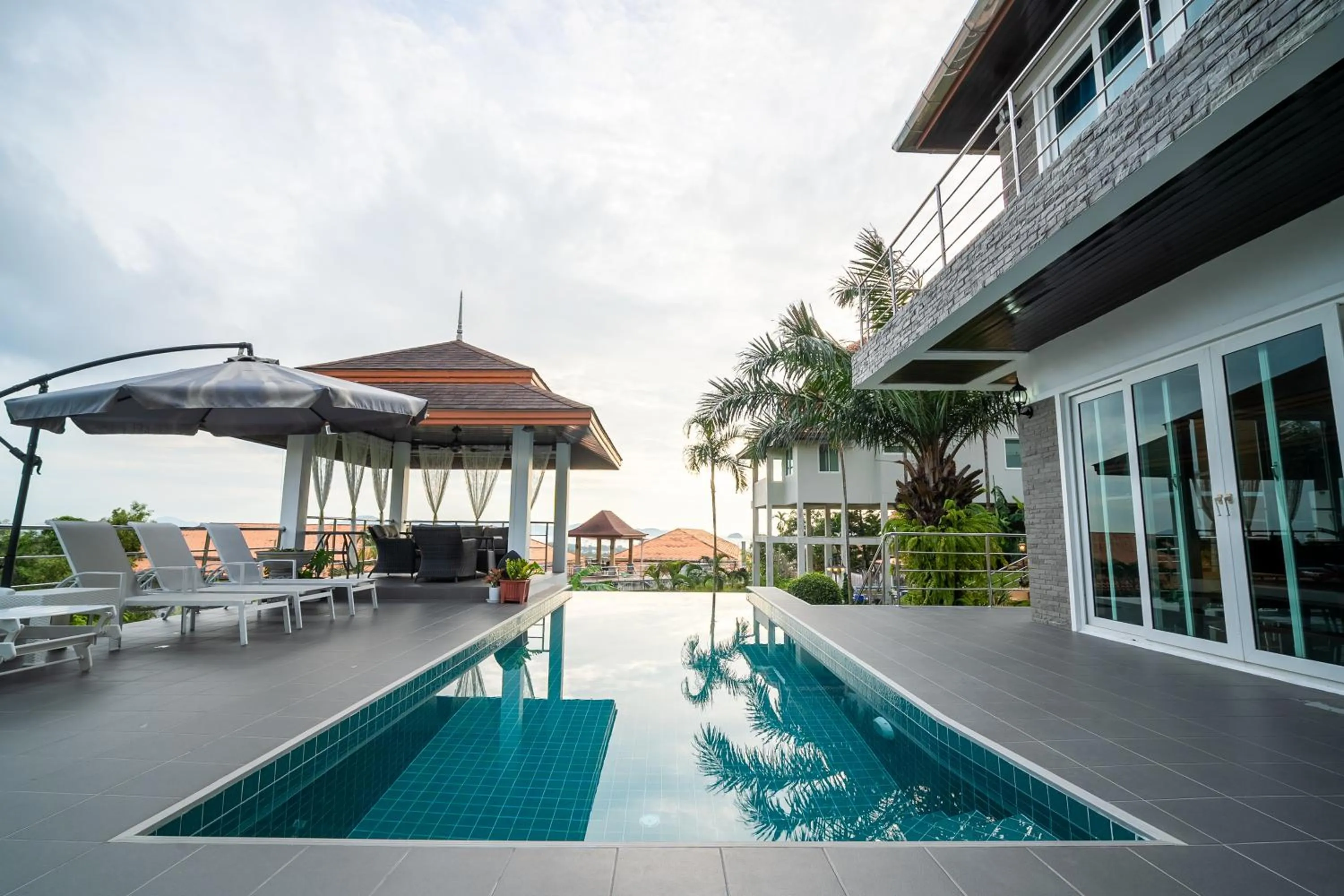 Property building in ฺBaan Waru seaview villa