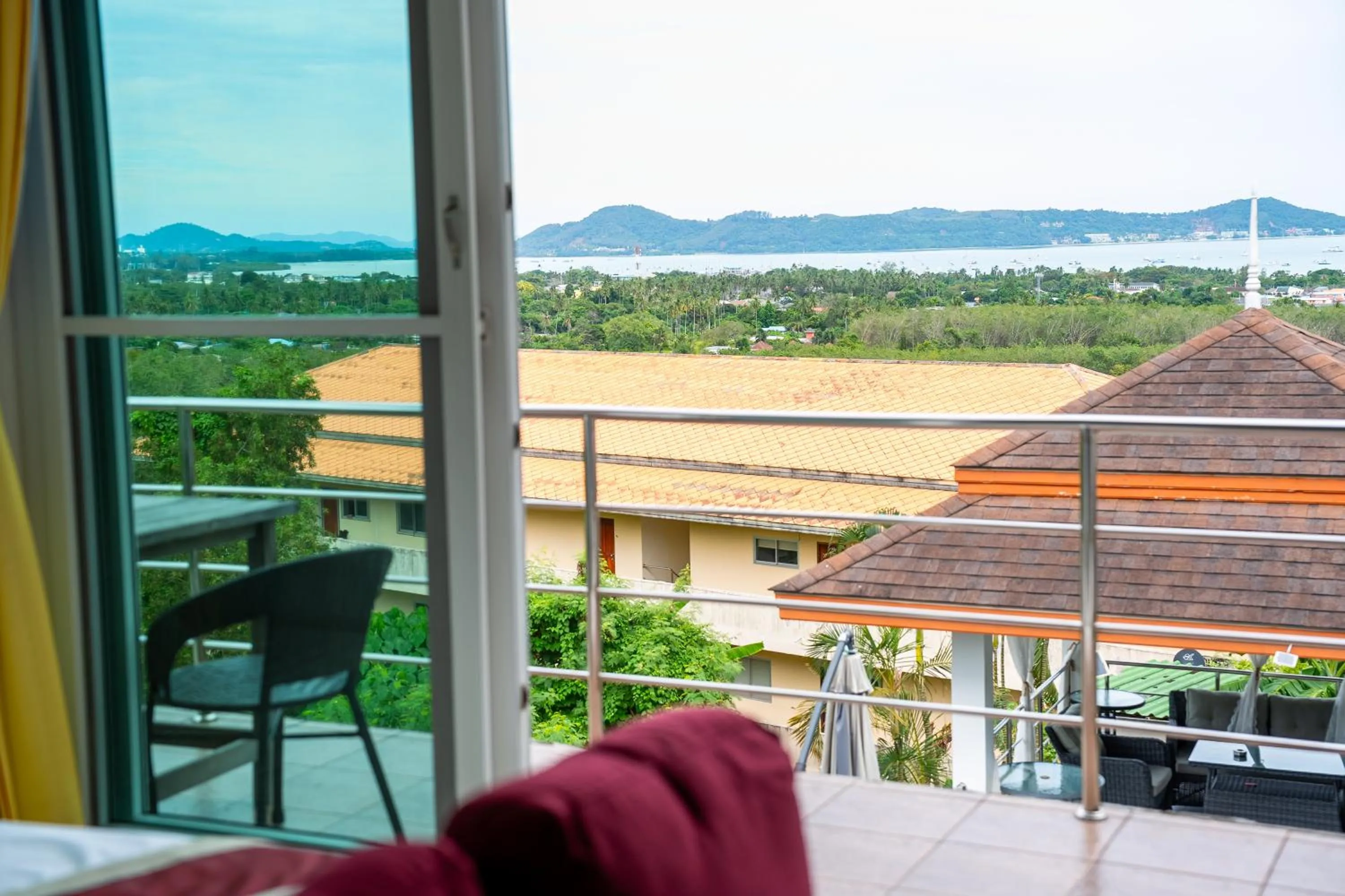 ฺBaan Waru seaview villa