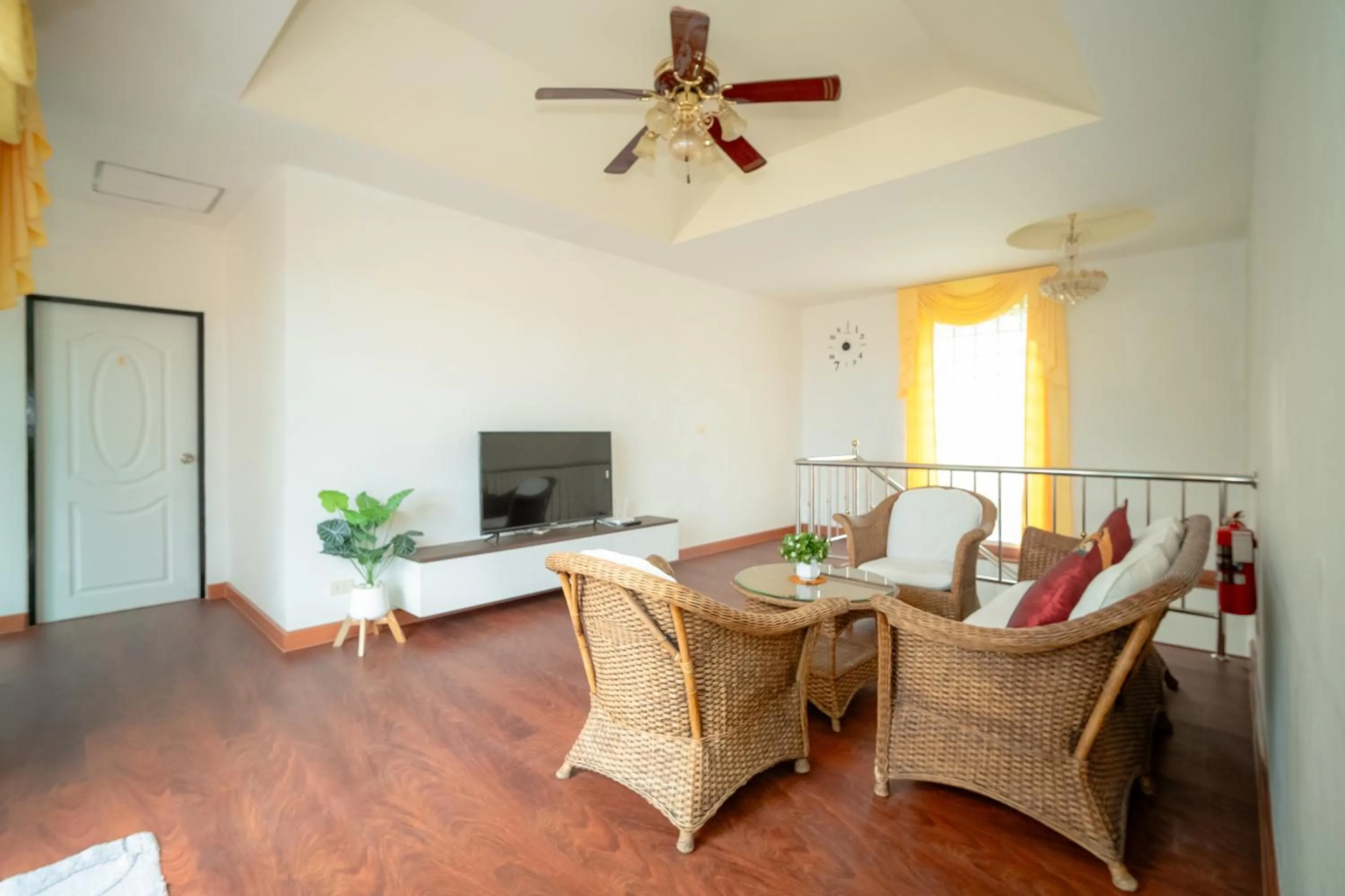 ฺBaan Waru seaview villa