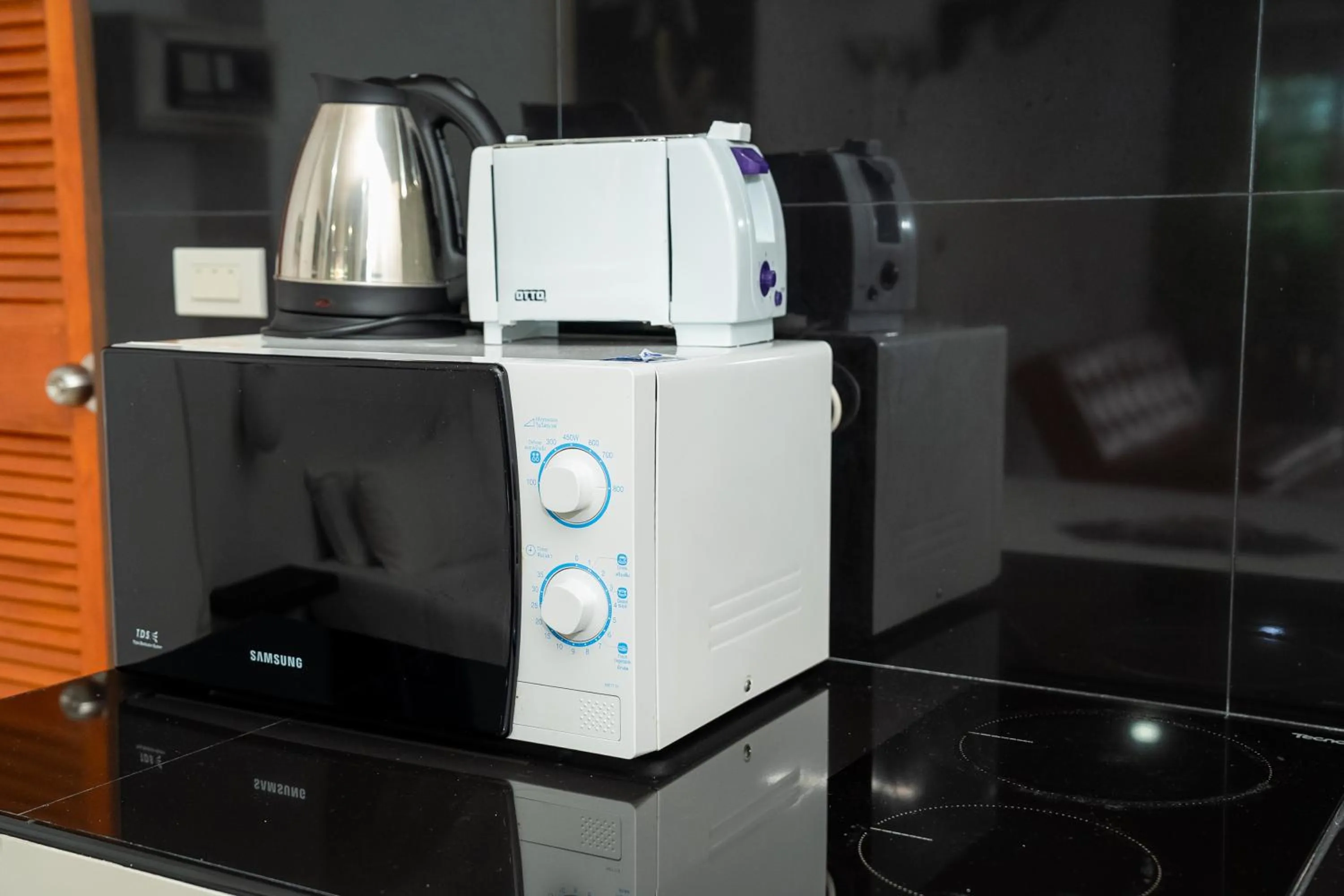 Coffee/tea facilities in ฺBaan Waru seaview villa