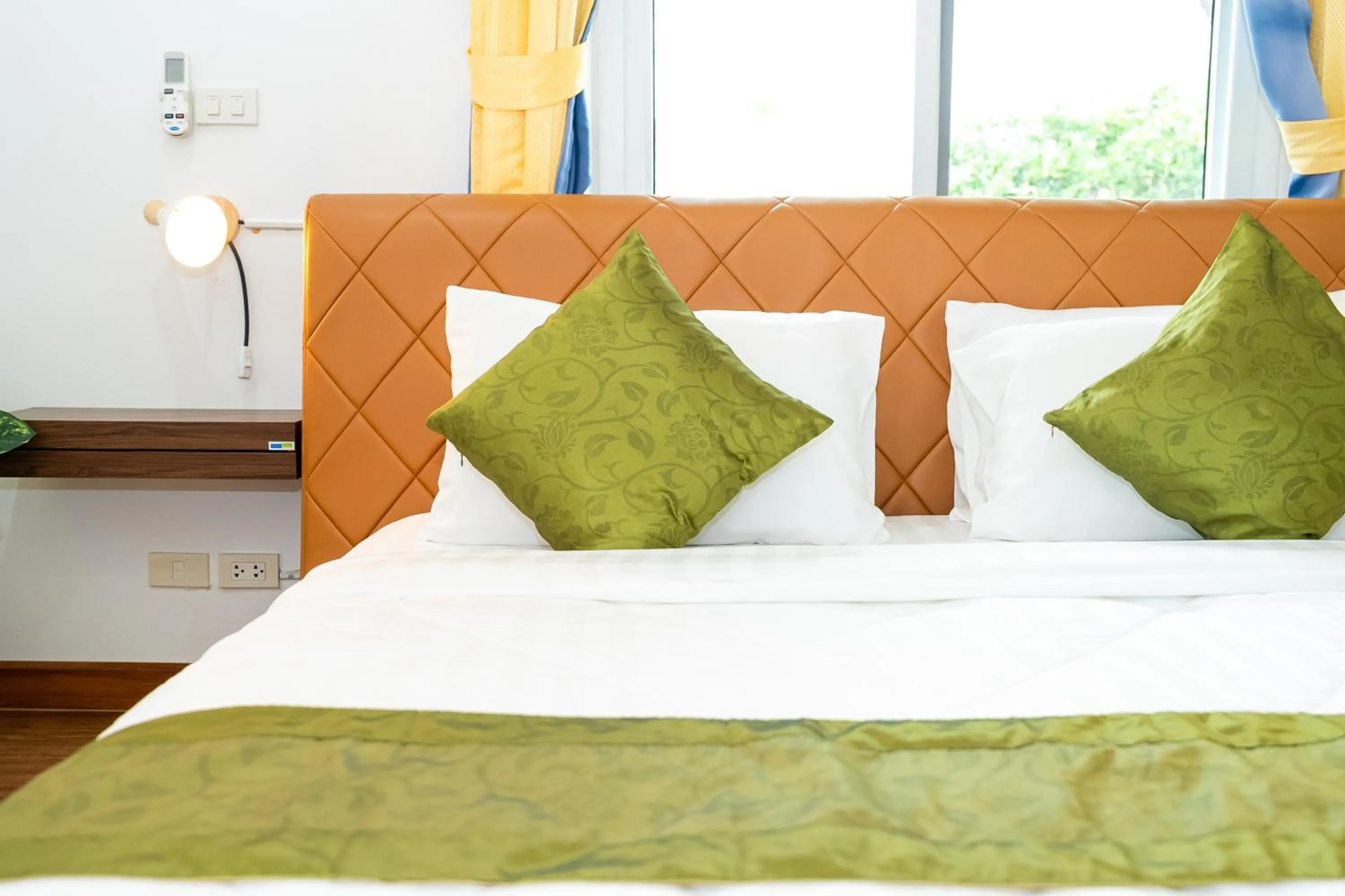 Bed in ฺBaan Waru seaview villa