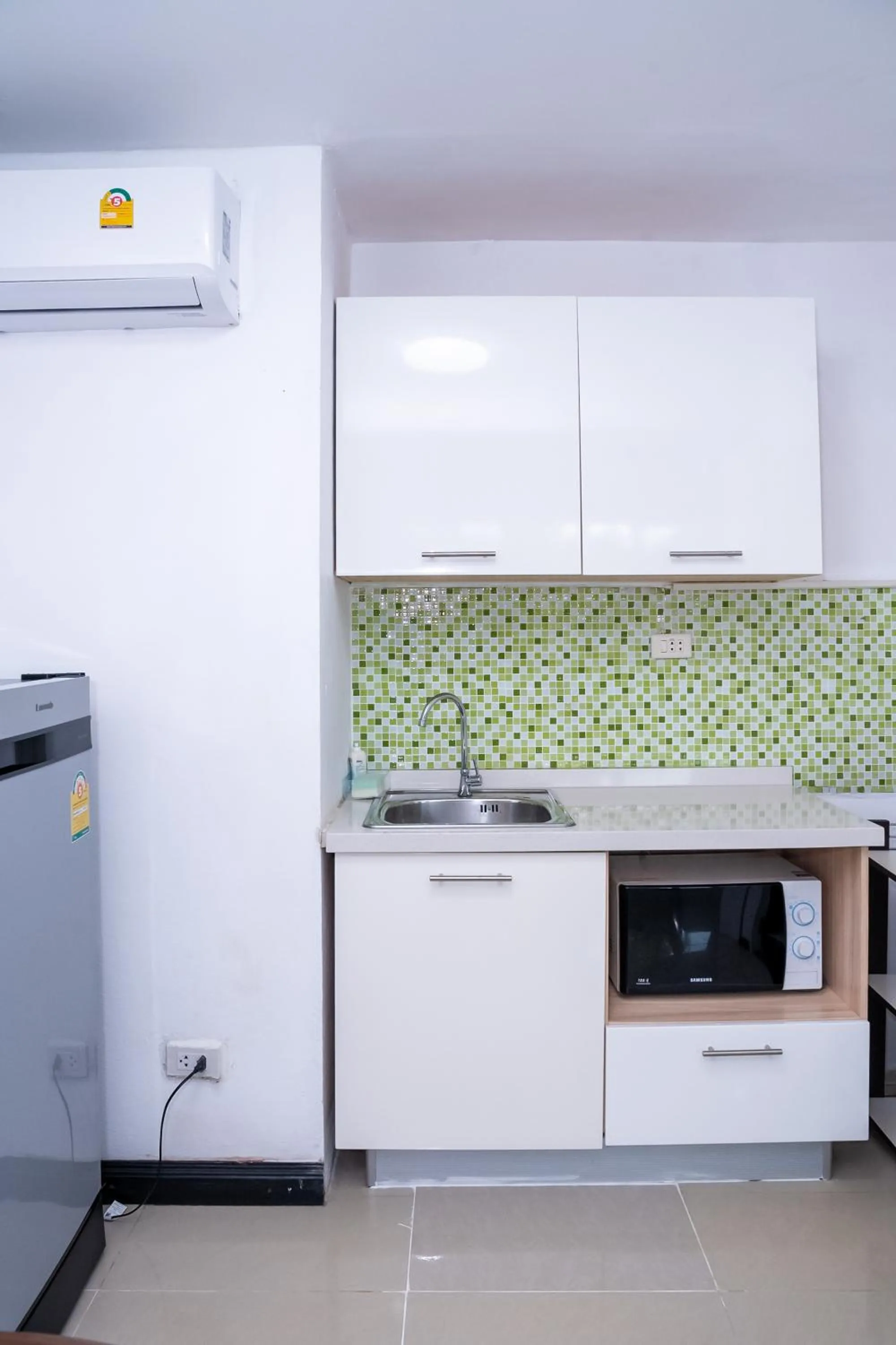 Kitchen or kitchenette in ฺBaan Waru seaview villa