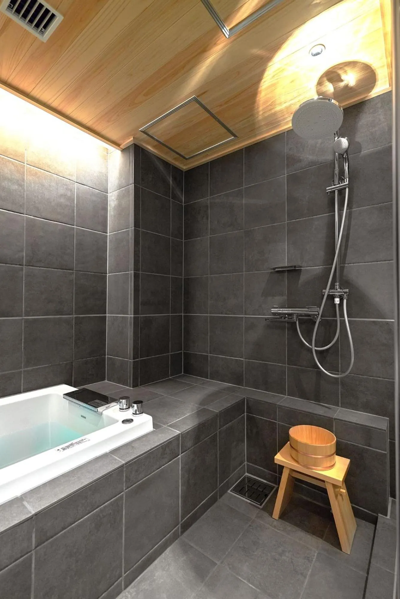 Shower, Bathroom in eph KANAZAWA