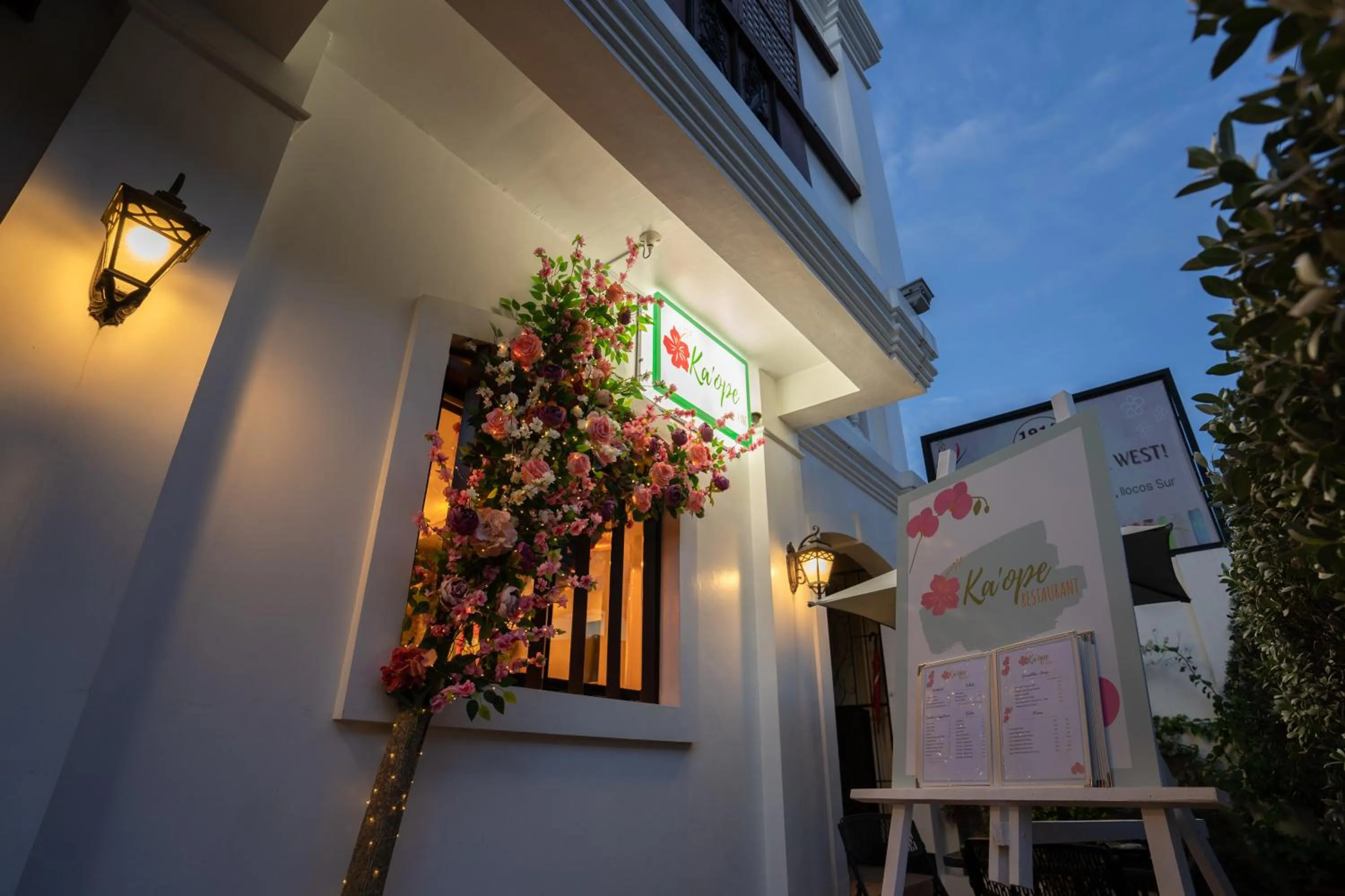 West Loch Park Hotel Vigan