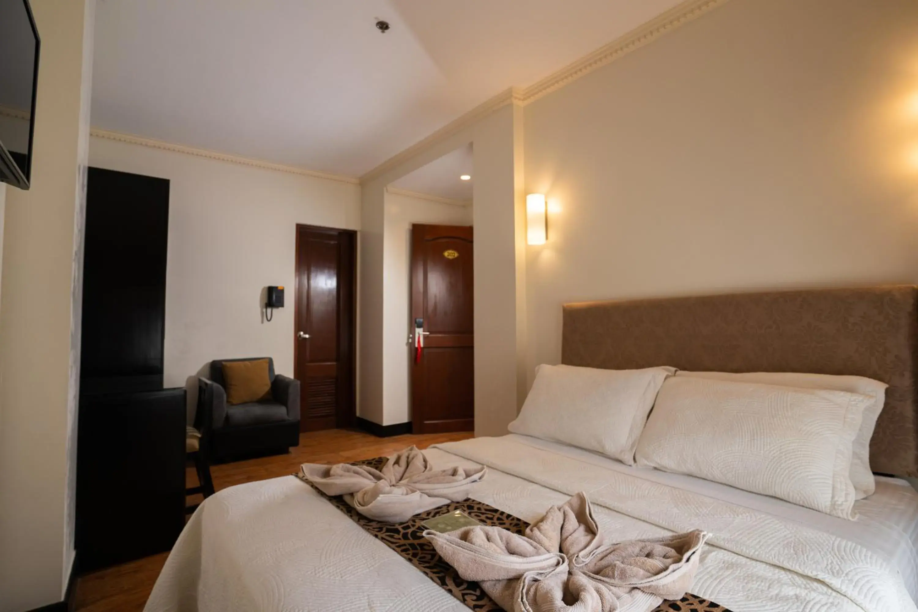 Photo of the whole room in West Loch Park Hotel Vigan Photo of the whole room in West Loch Park Hotel Vigan