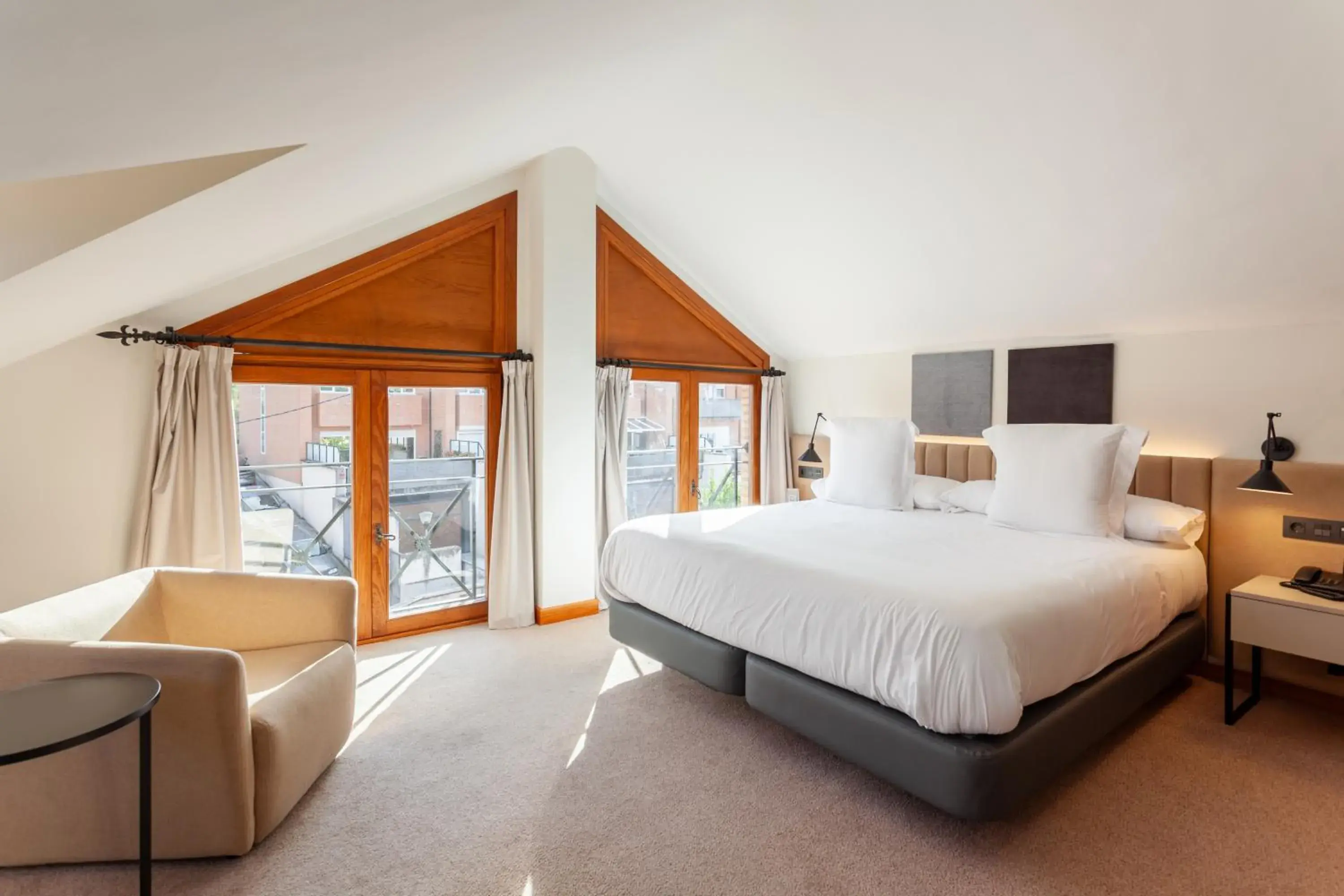 Twin Room - Attic in DWO Rioja Wine Hotel Twin Room - Attic in DWO Rioja Wine Hotel