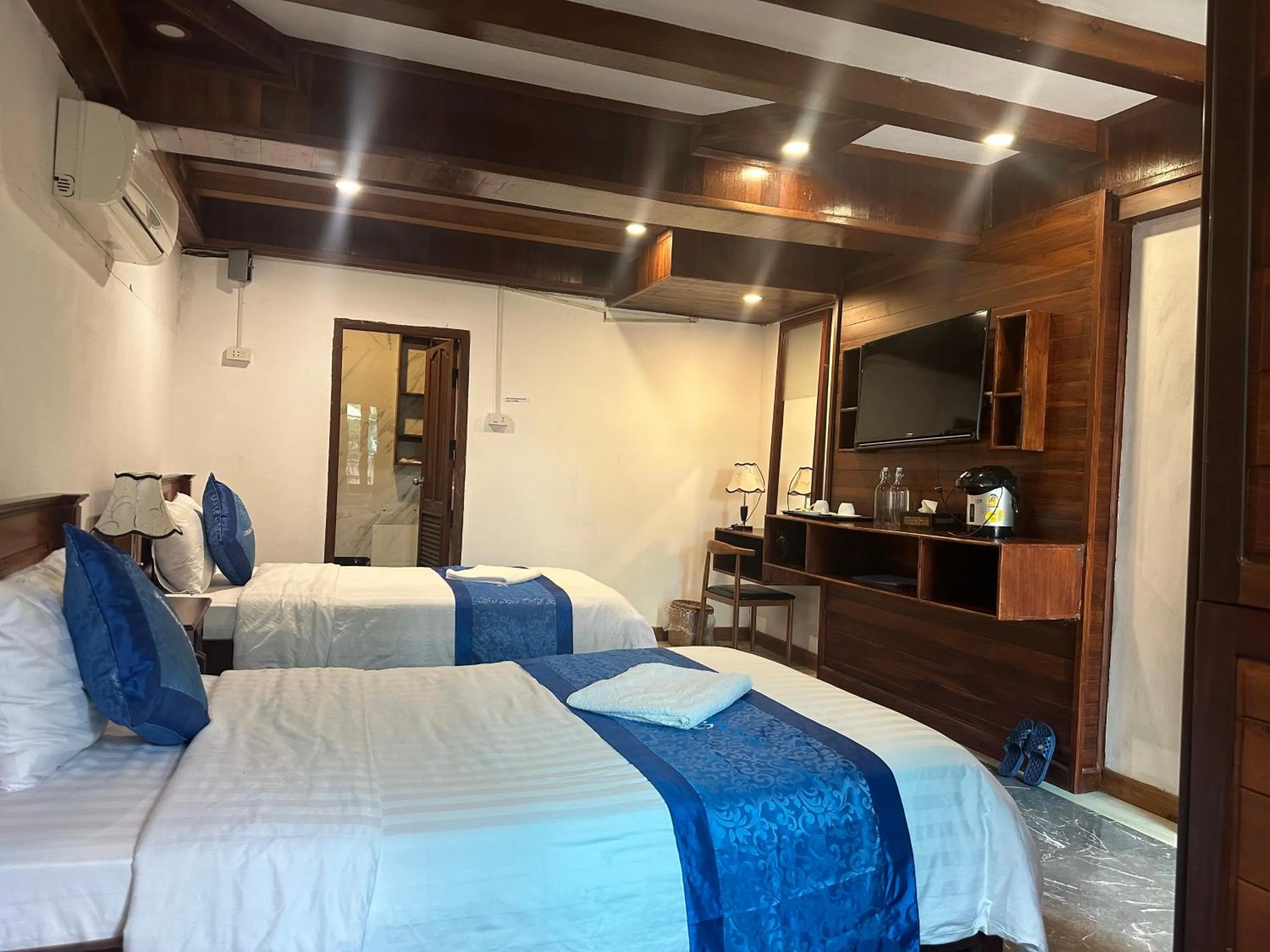 Bed in NamKhan Riverside