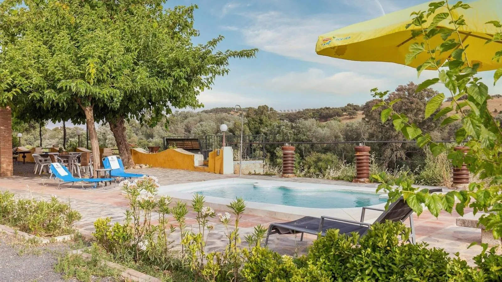 Swimming pool in Alojamiento Rural El Salto Villafranca de Córdoba by Ruralidays