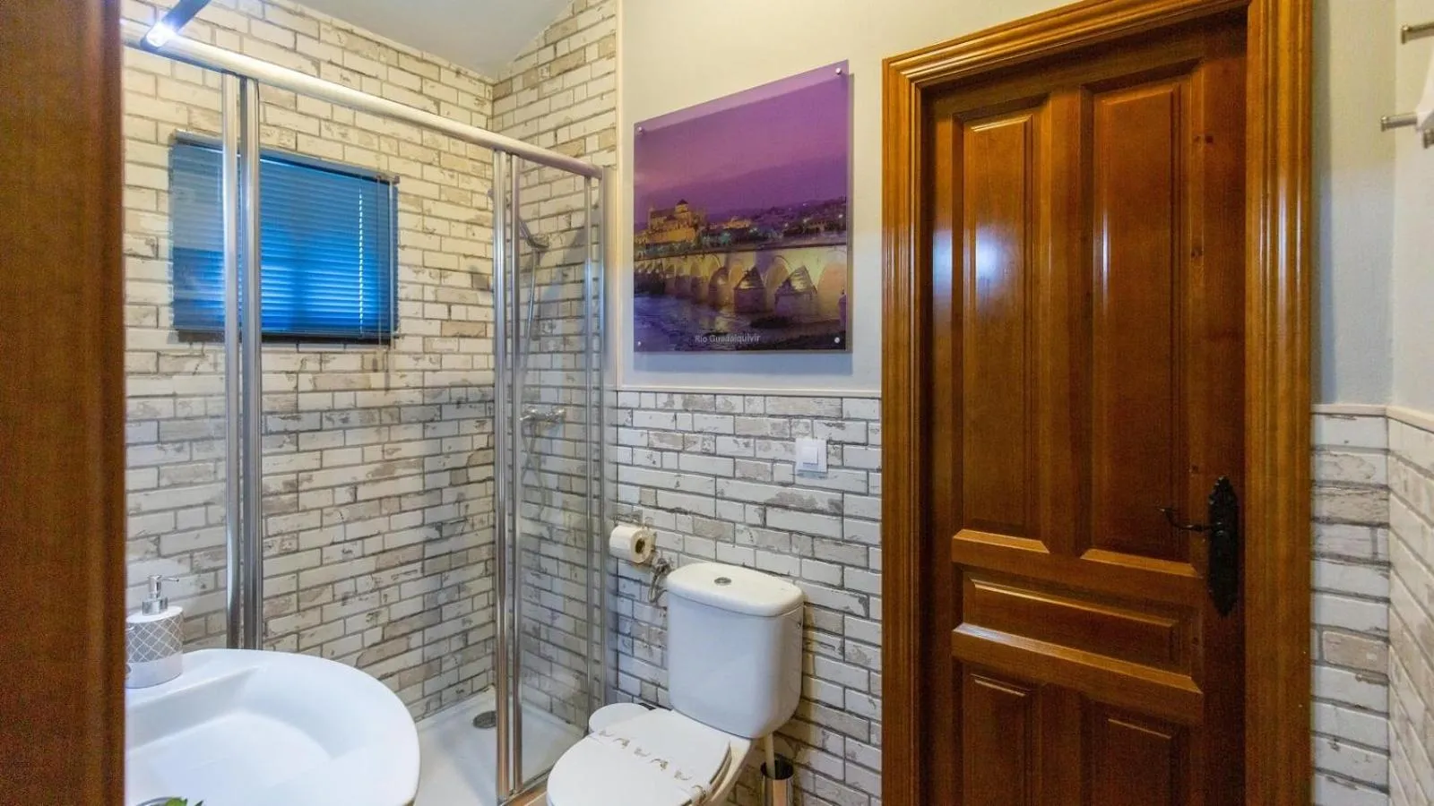 Bathroom in Alojamiento Rural El Salto Villafranca de Córdoba by Ruralidays