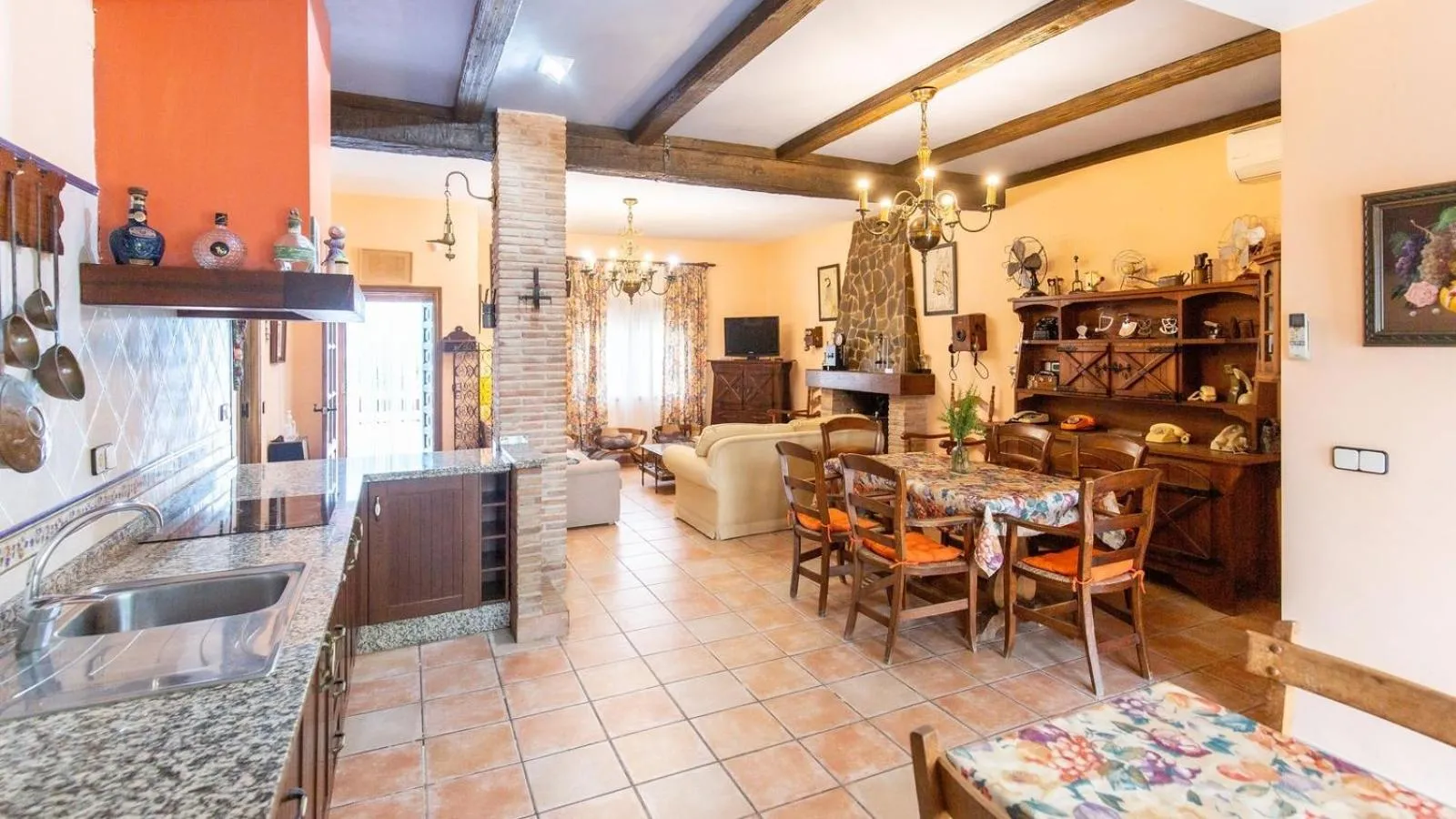 Kitchen or kitchenette in Alojamiento Rural El Salto Villafranca de Córdoba by Ruralidays