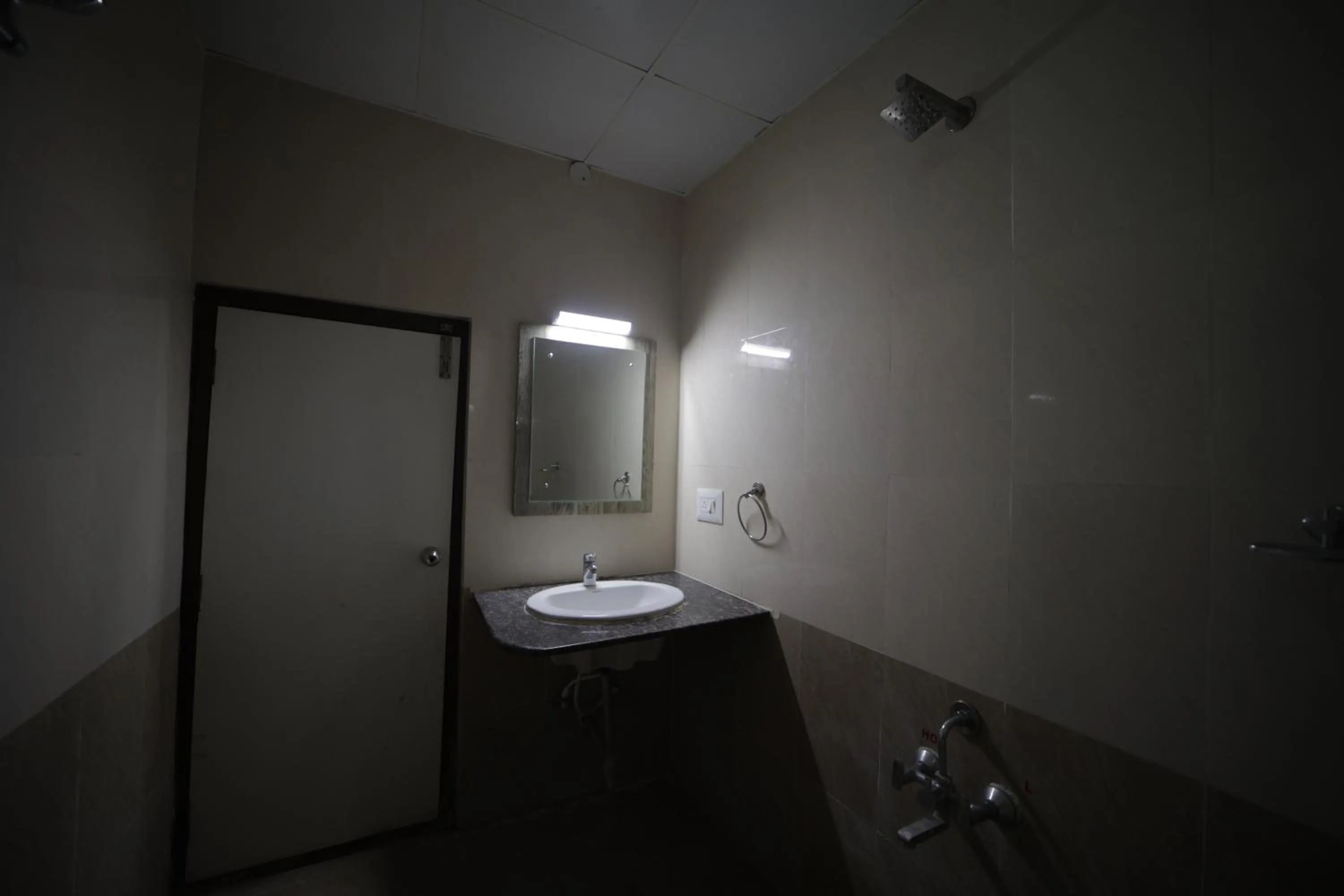 Bathroom in Green Park Resort