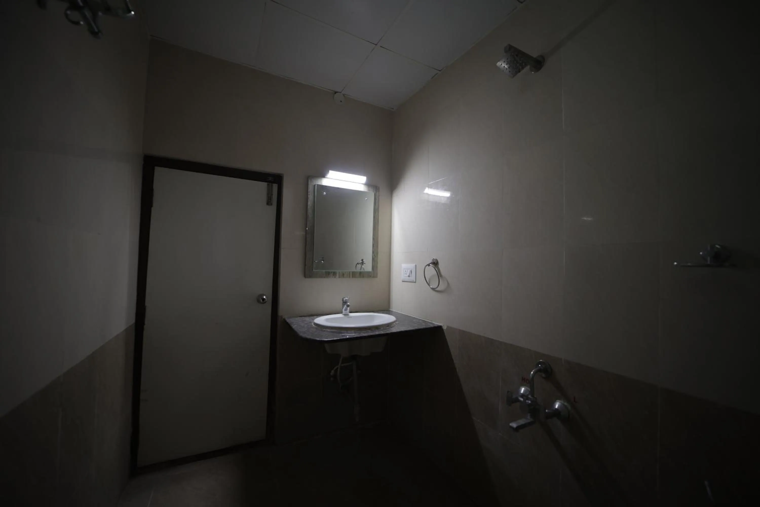 Bathroom in Green Park Resort