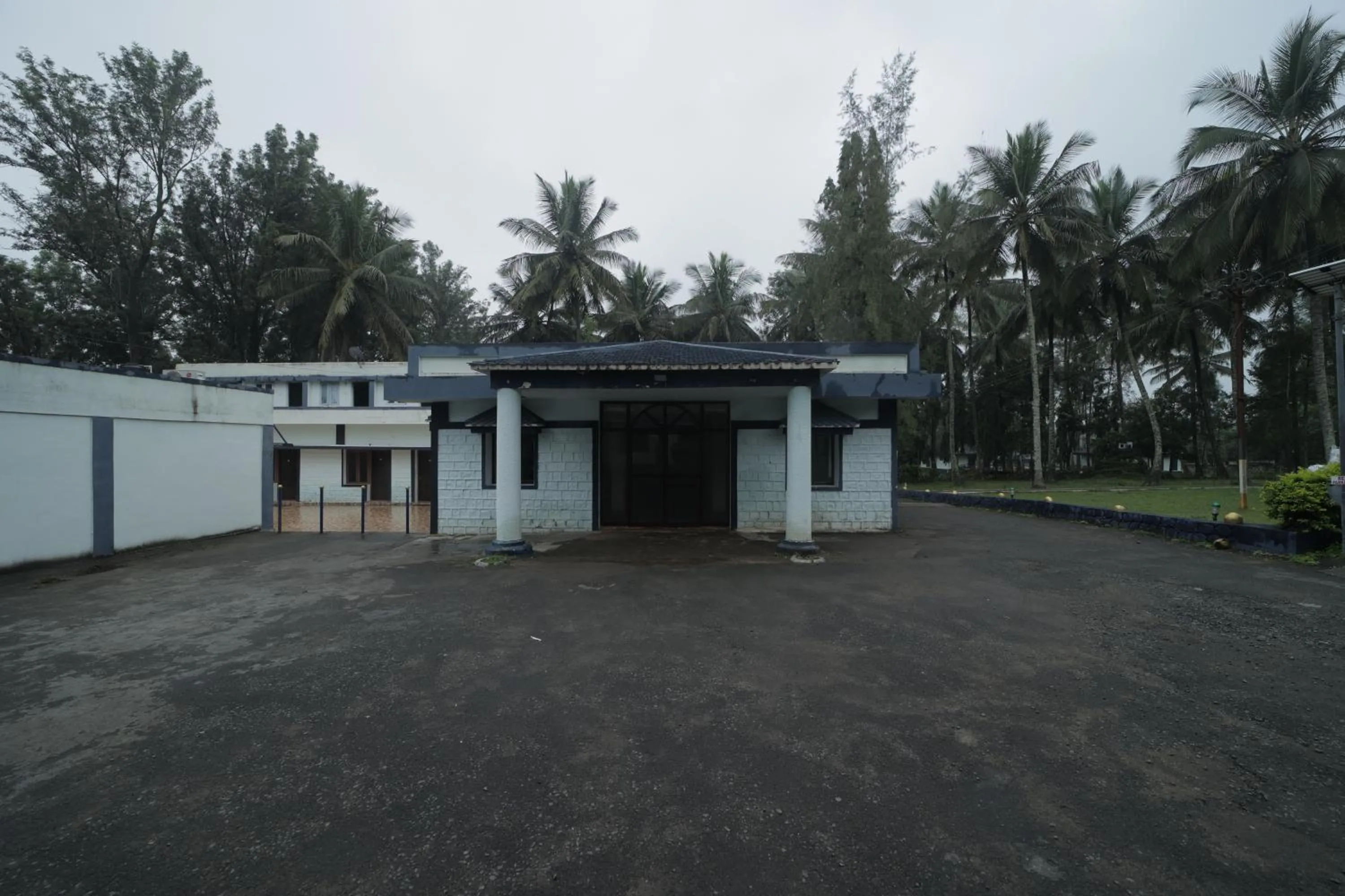 Property building in Green Park Resort