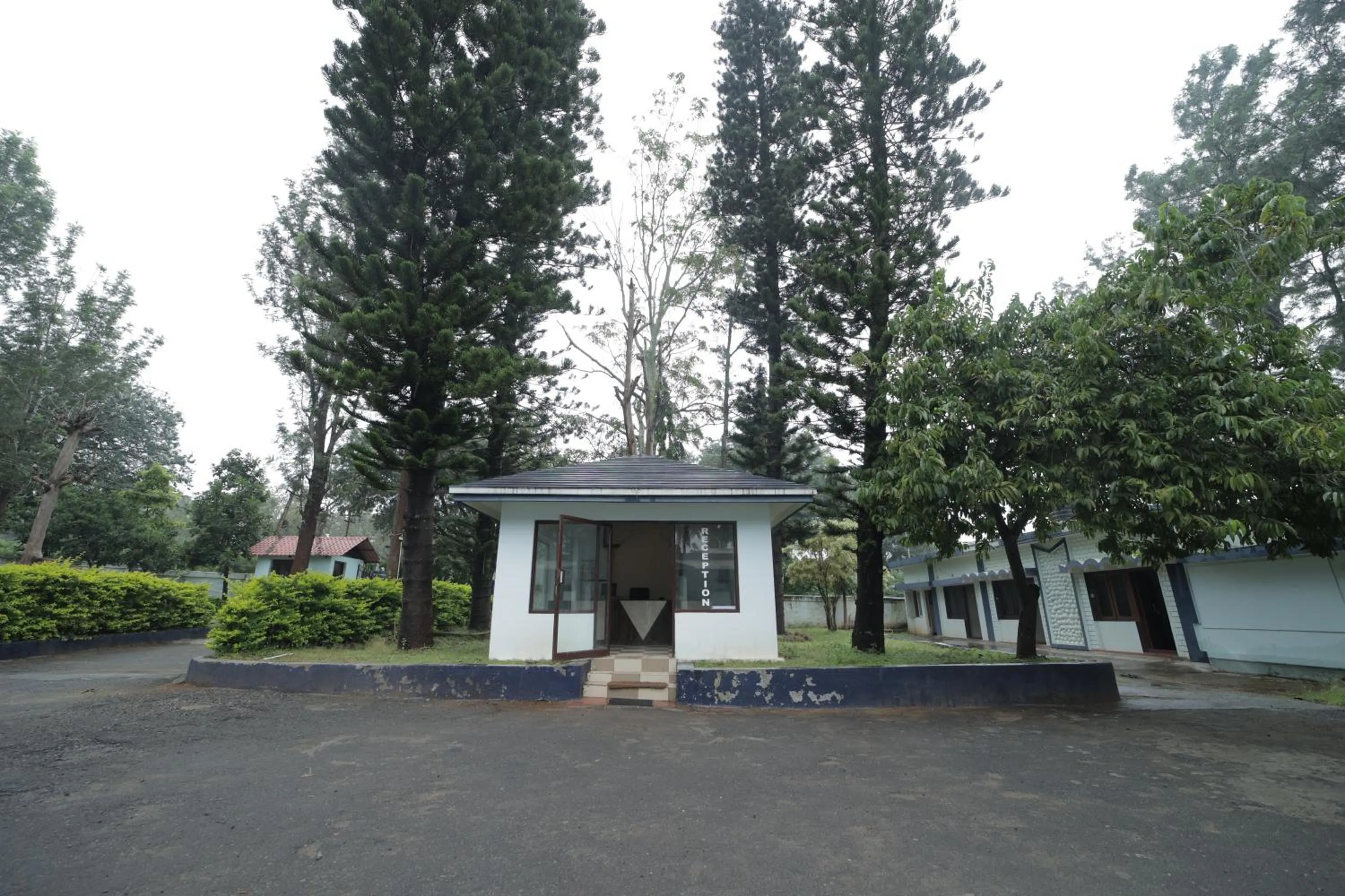 Property building in Green Park Resort