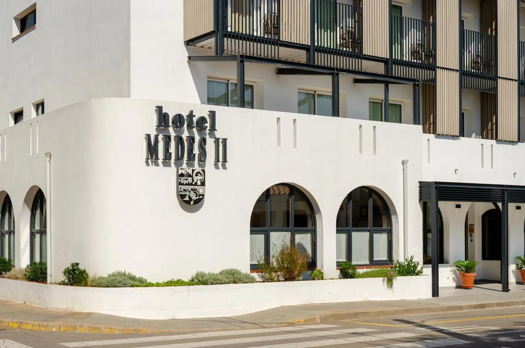 Property building in Hotel Medes II