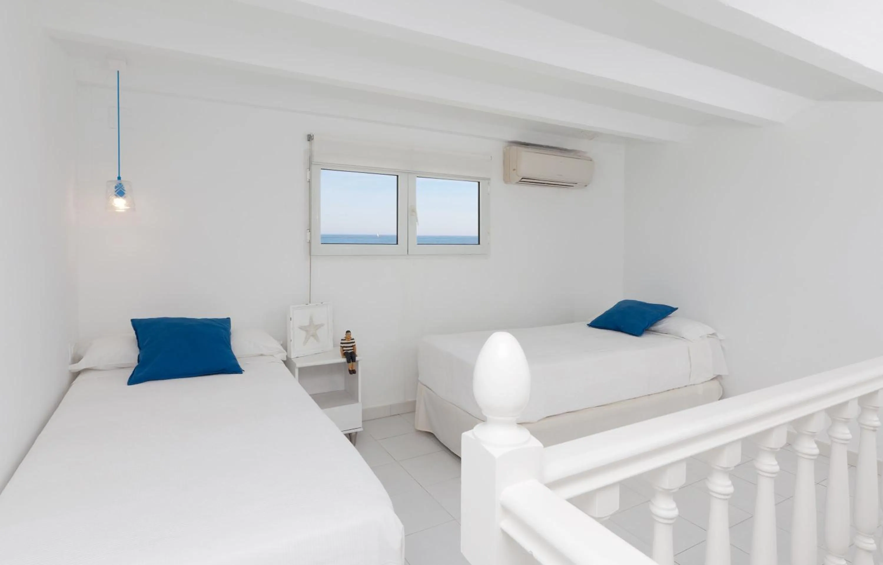 Bedroom, Bed in MR Hotelet de la Raconà & Apartments