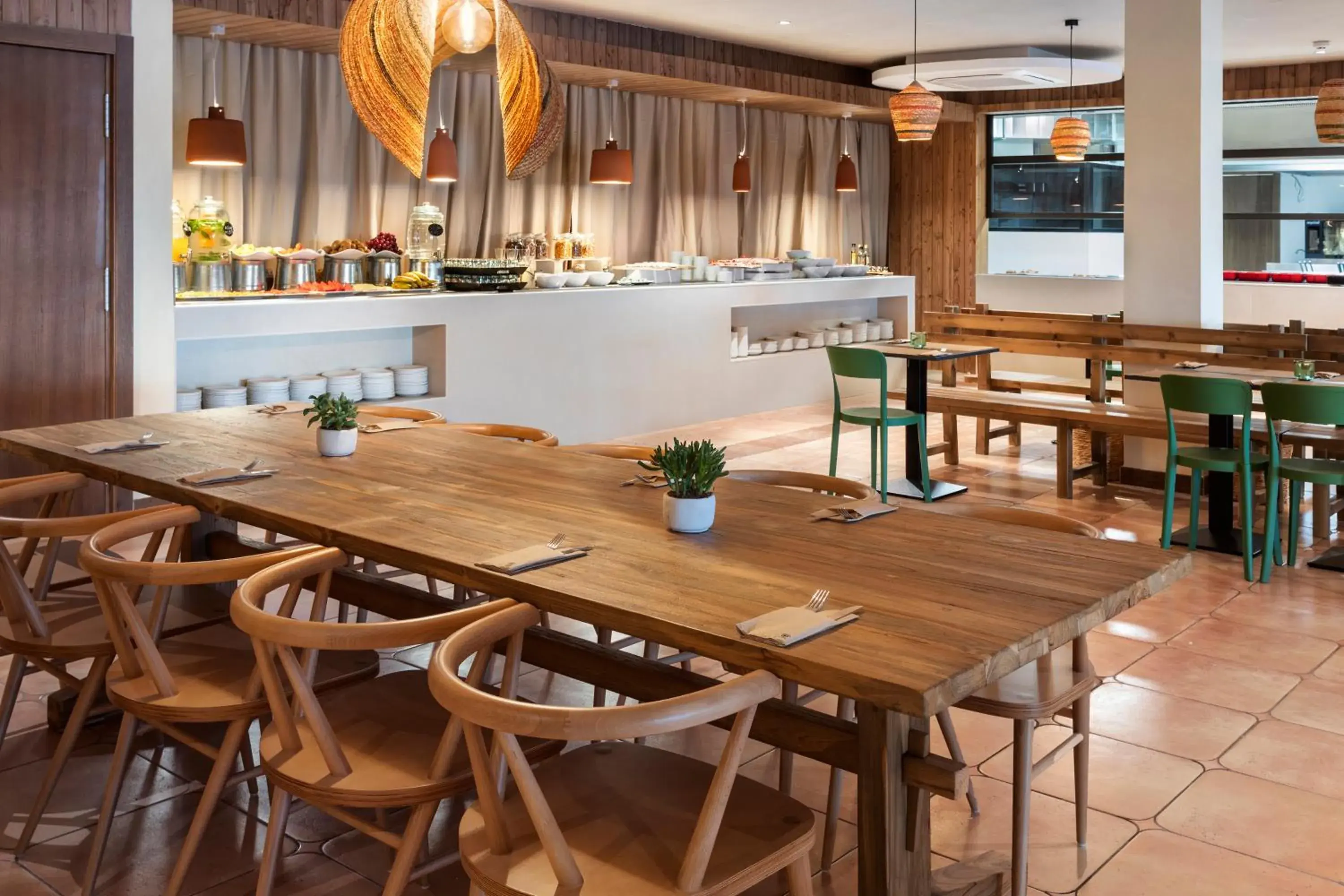 Restaurant/places to eat in INNSiDE by Meliá Wave Calviá Restaurant/places to eat in INNSiDE by Meliá Wave Calviá