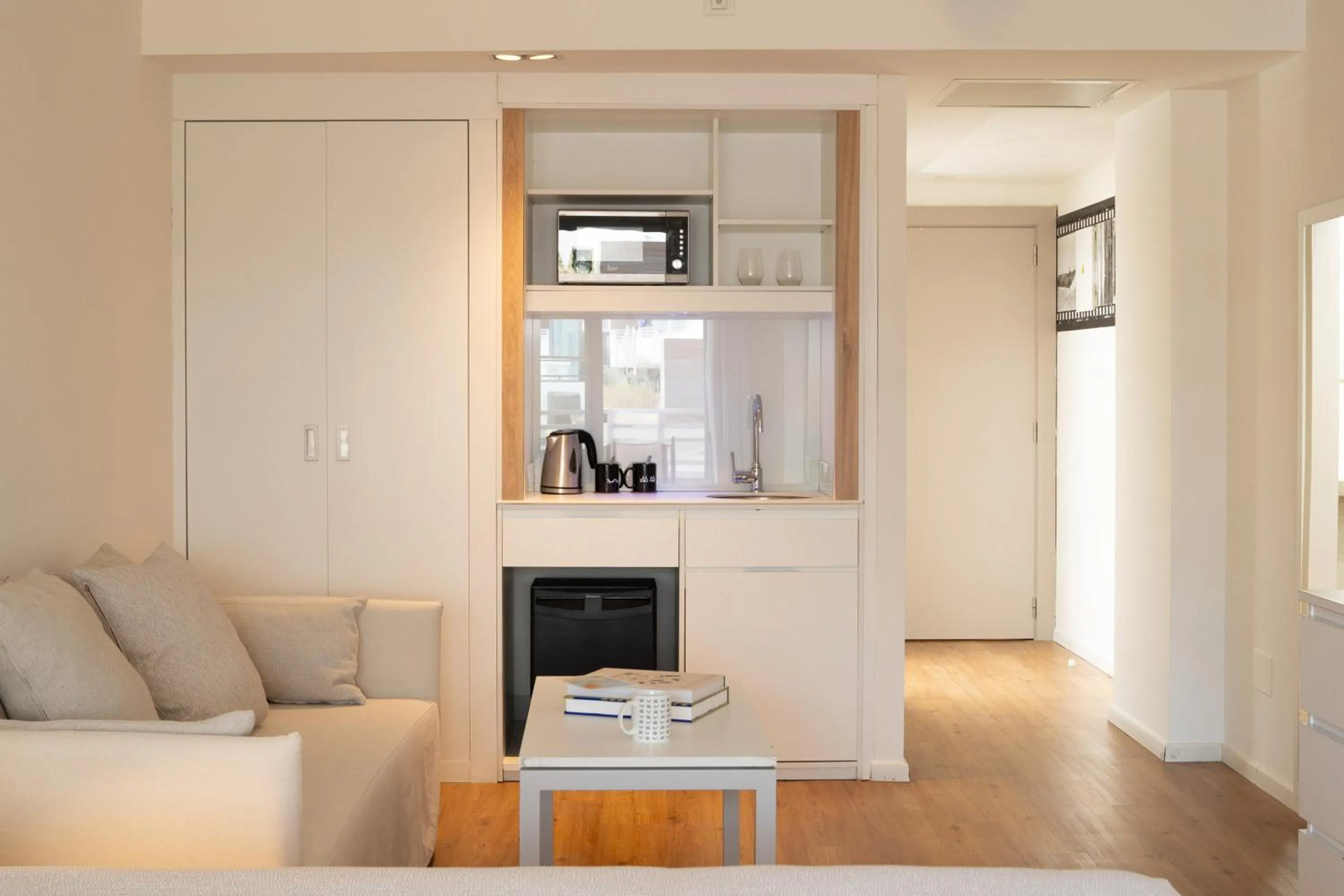 Seating area in INNSiDE by Meliá Wave Calviá