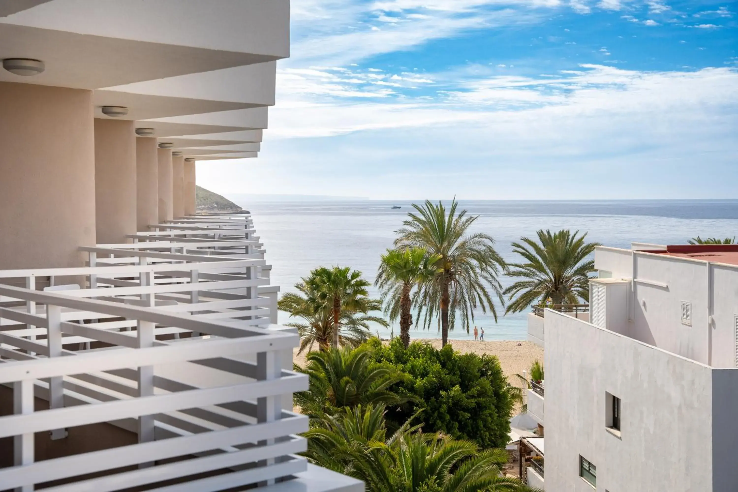 Property building in INNSiDE by Meliá Wave Calviá Property building in INNSiDE by Meliá Wave Calviá