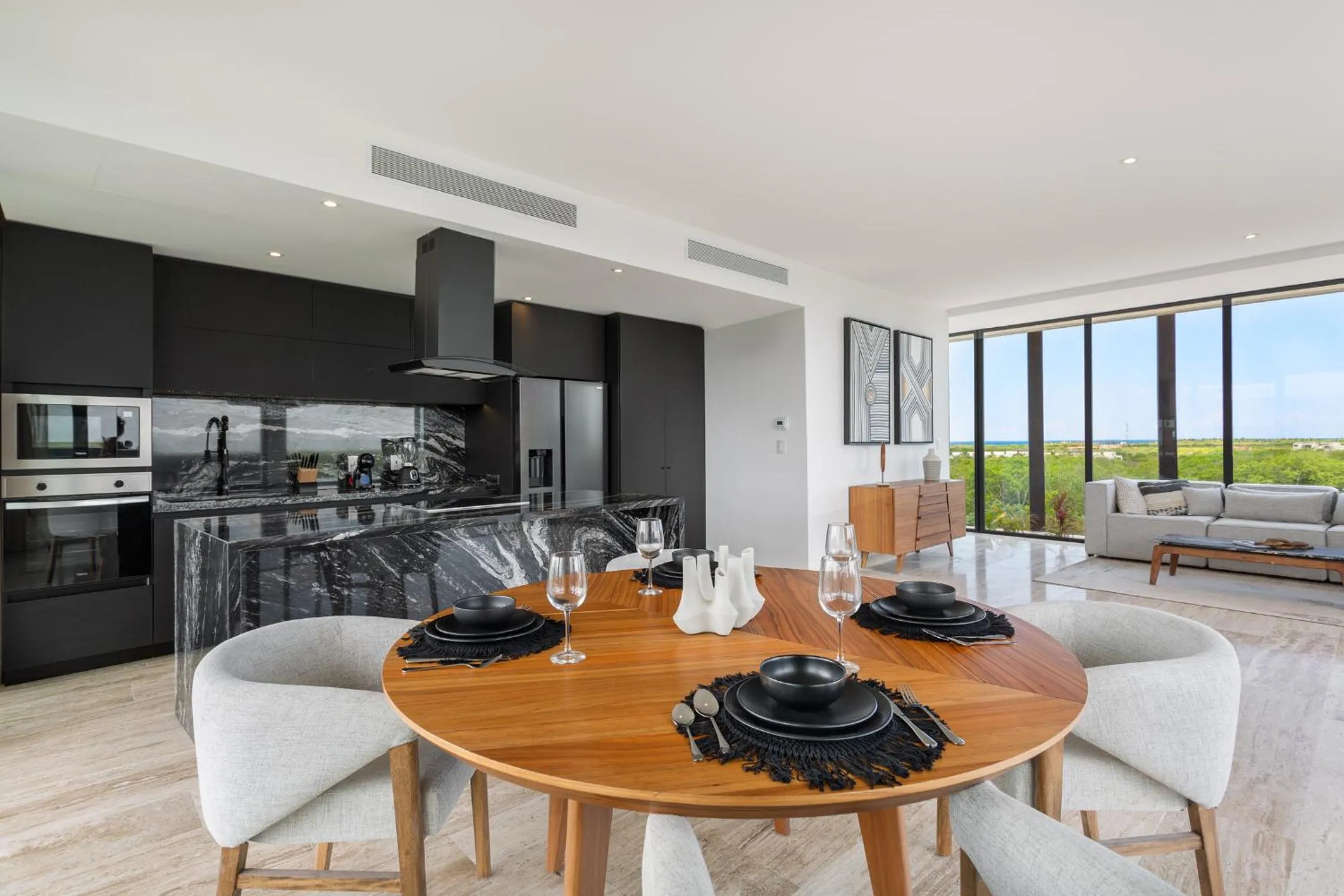 Kitchen or kitchenette in Mistiq Temple I