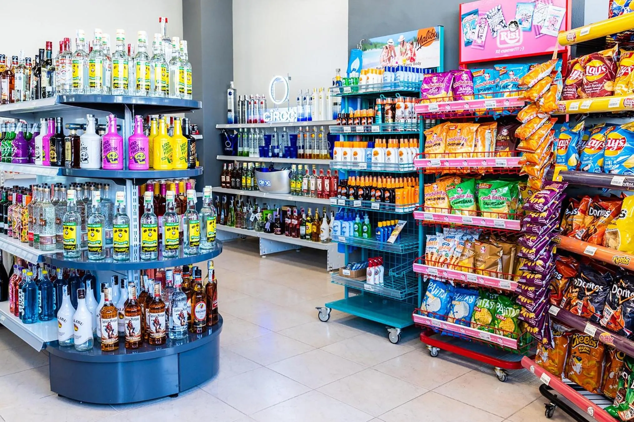 Supermarket/grocery shop in Ibiza Rocks Hotel - Adults Only