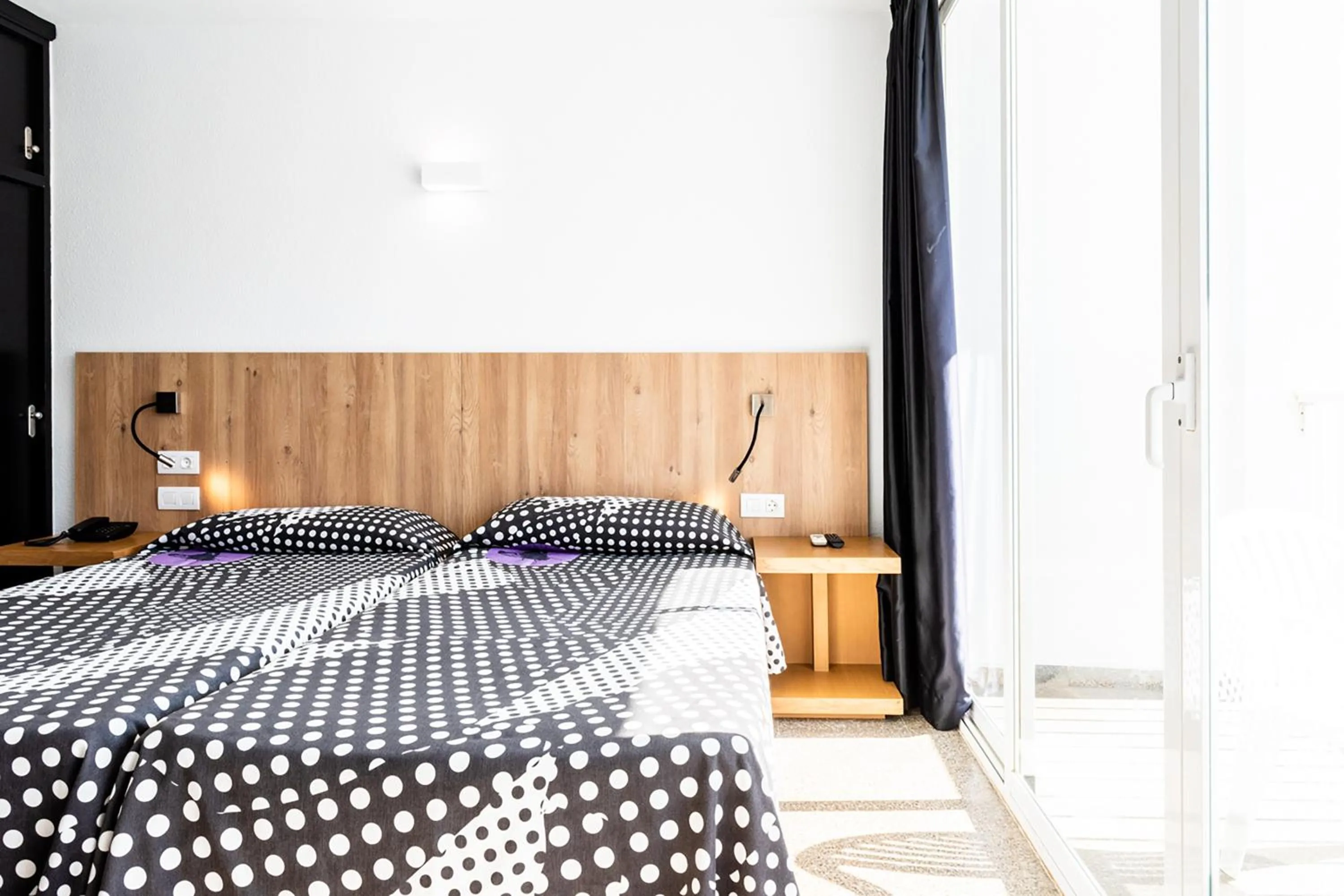 Bedroom, Bed in Ibiza Rocks Hotel - Adults Only