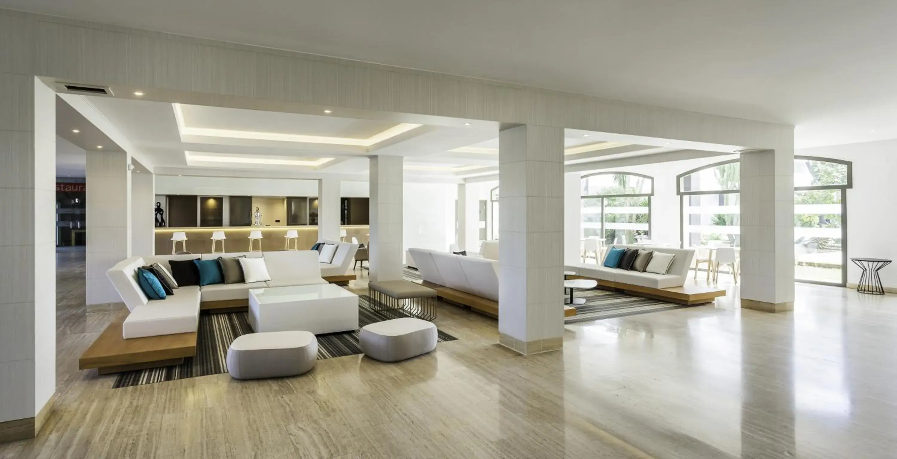 Lobby or reception, Bed in Ilunion Islantilla Lobby or reception, Bed in Ilunion Islantilla