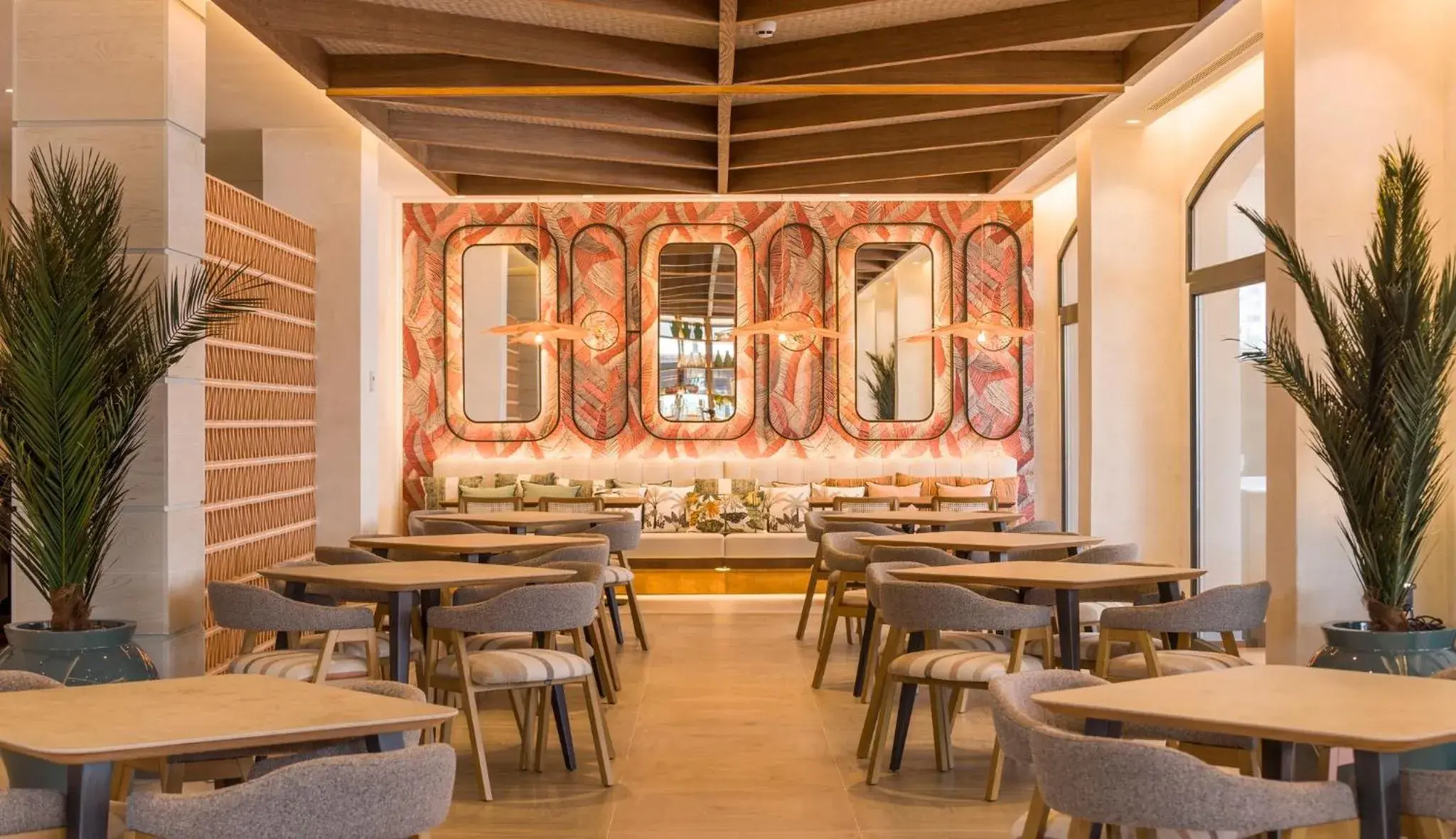 Restaurant/places to eat in Ilunion Islantilla Restaurant/places to eat in Ilunion Islantilla