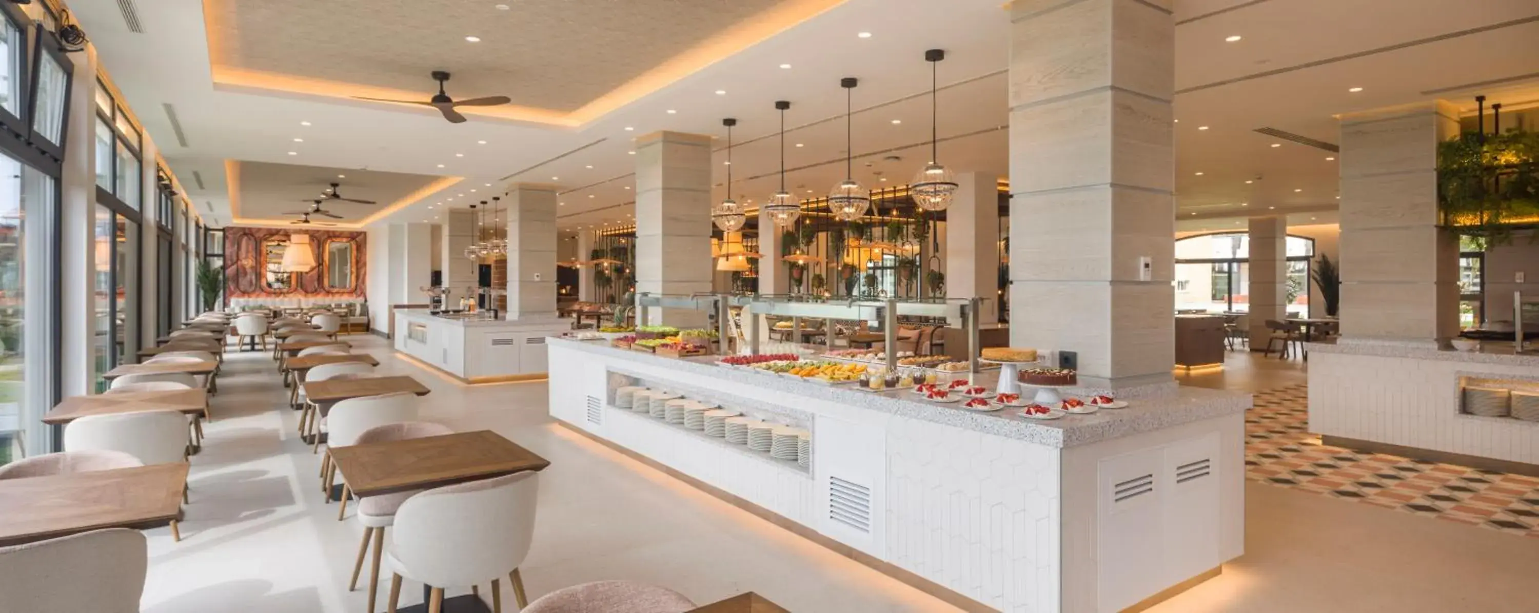 Restaurant/places to eat in Ilunion Islantilla Restaurant/places to eat in Ilunion Islantilla