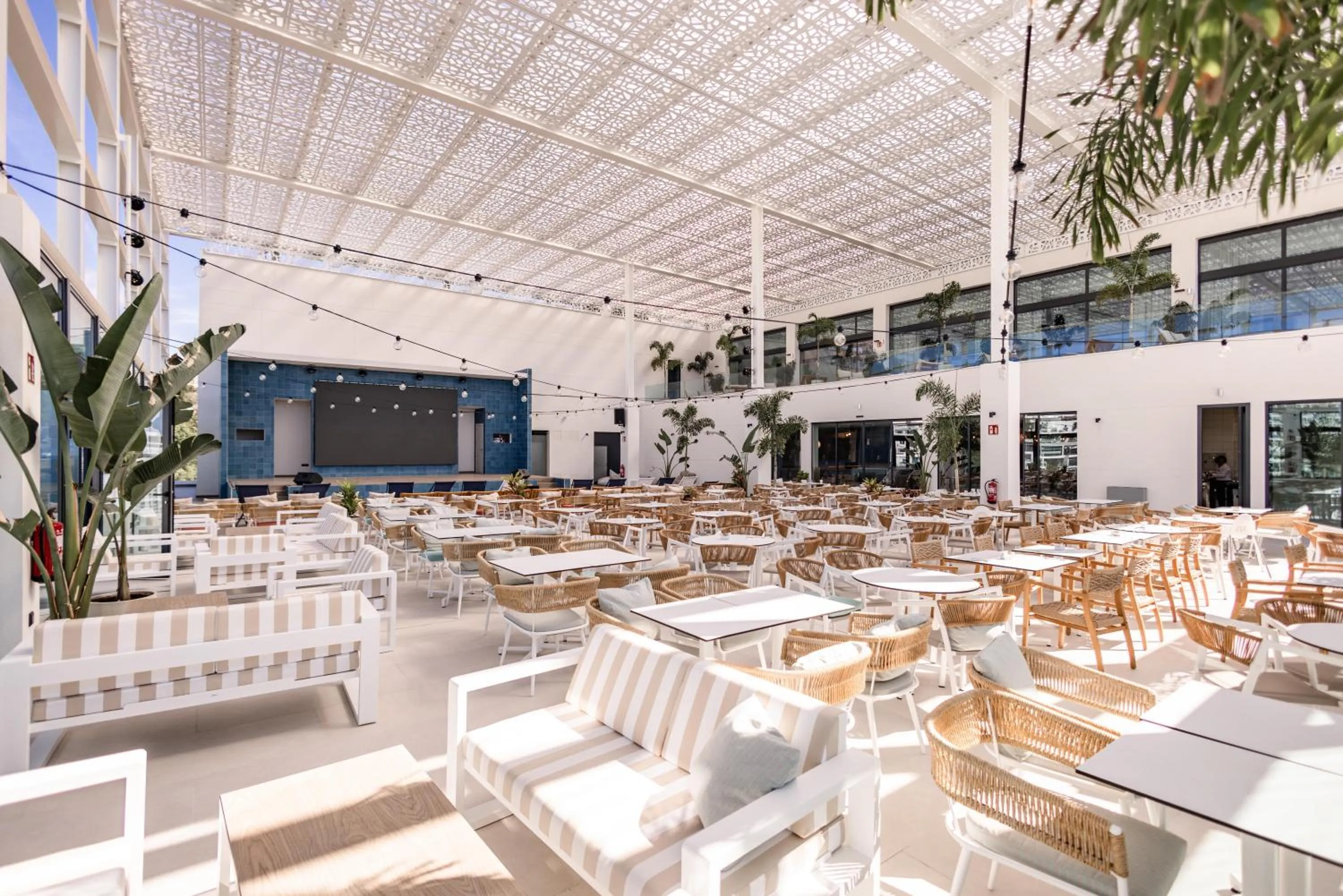 Restaurant/places to eat in Servatur Puerto Azul