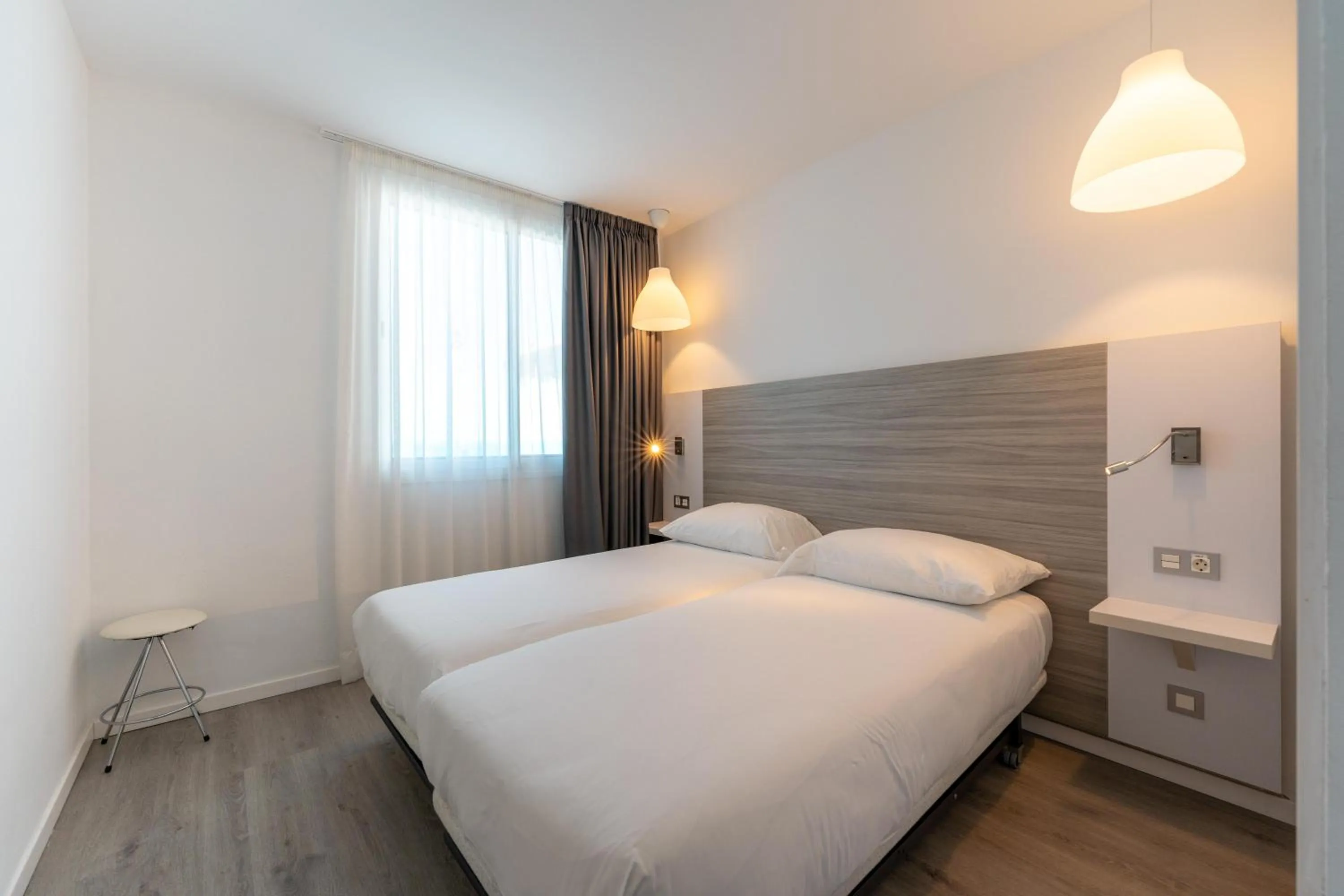 Photo of the whole room, Bed in Servatur Puerto Azul