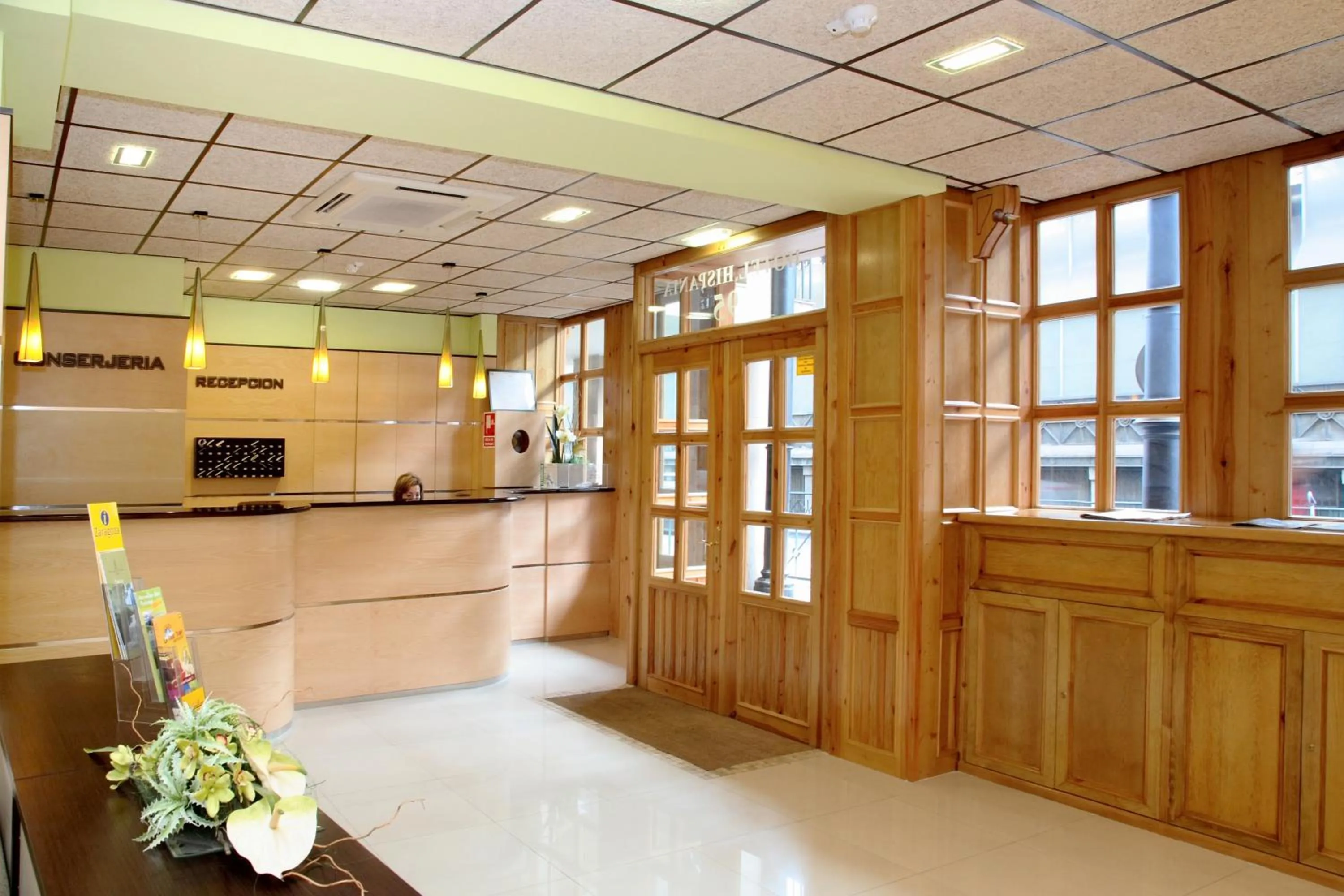 Lobby or reception in Hotel Hispania