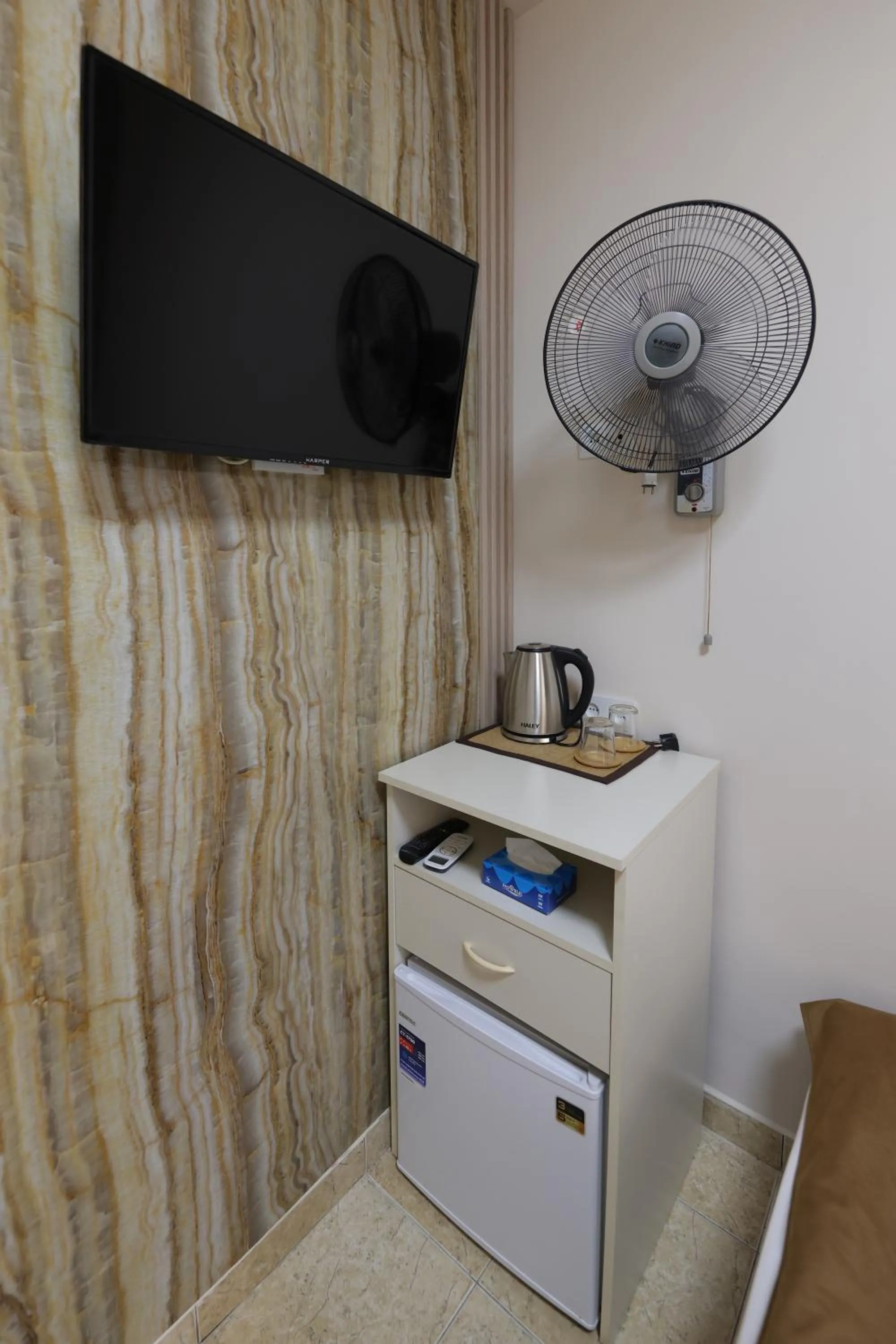 TV and multimedia in MarNar Hotel